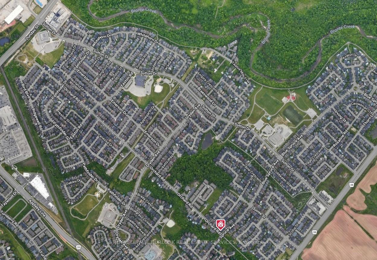 Photo 2 of Unit 33, 2169 Orchard Road, Burlington, Orchard — HOMEH