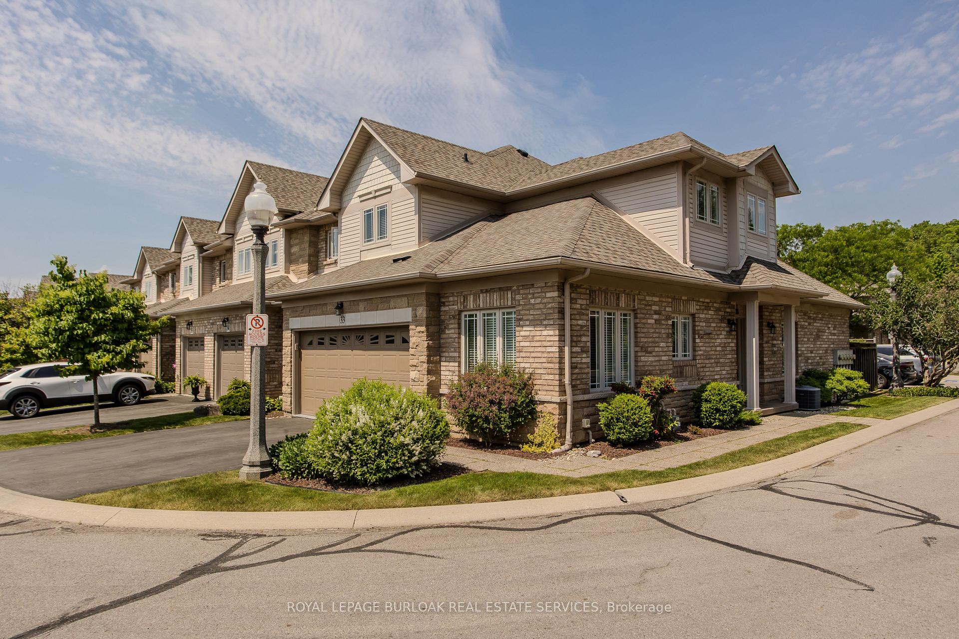Photo 3 of Unit 33, 2169 Orchard Road, Burlington, Orchard — HOMEH