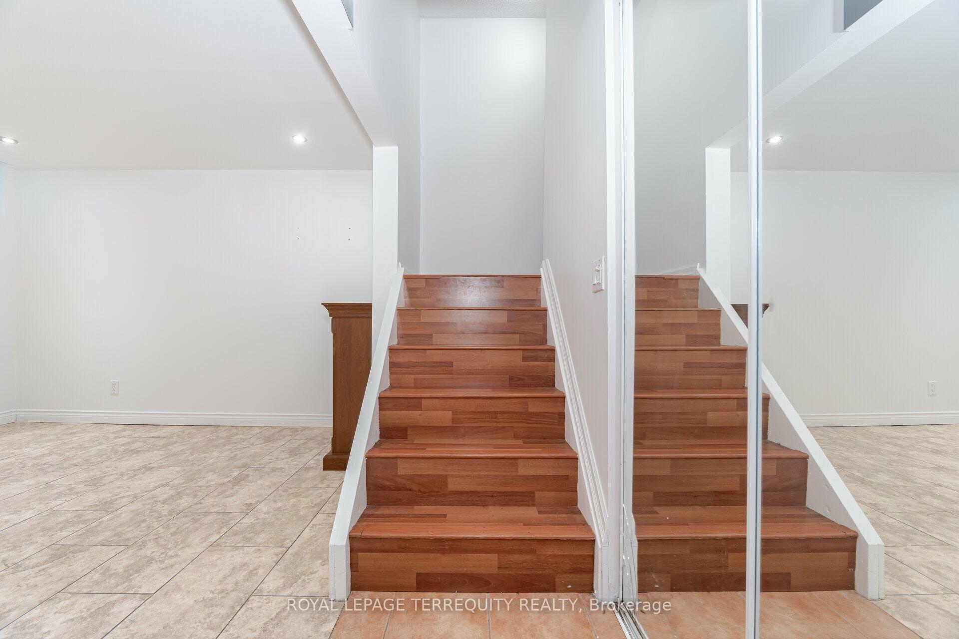 Photo 4 of 26 Glencastle Square, Brampton, Northgate — HOMEH