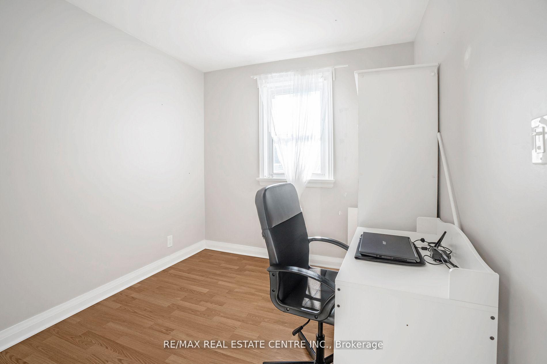 Photo 12 of 401 Elgin St Street E, Oshawa, O'Neill — HOMEH