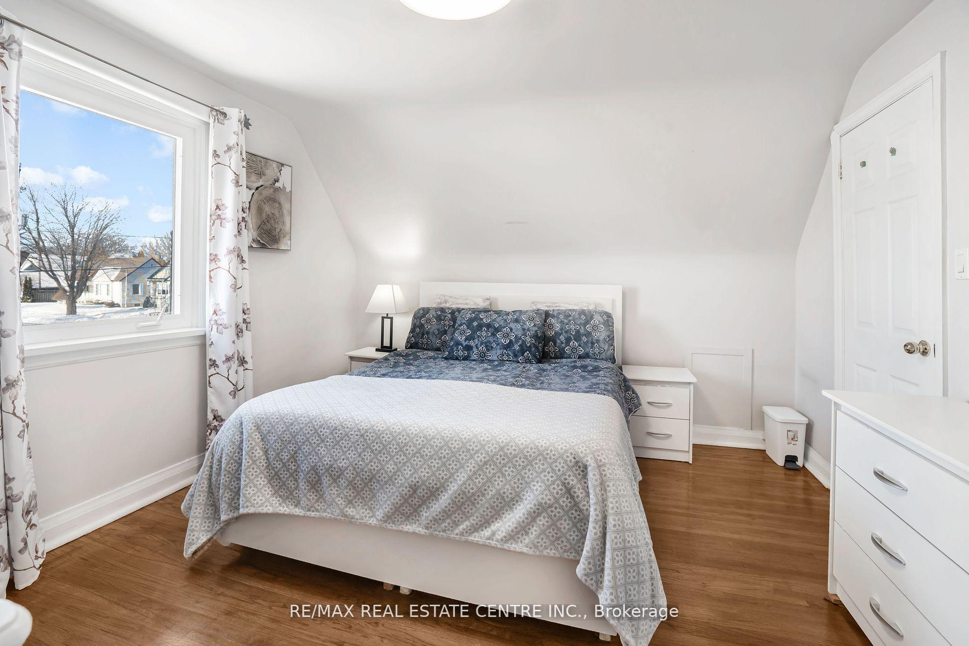 Photo 22 of 401 Elgin St Street E, Oshawa, O'Neill — HOMEH