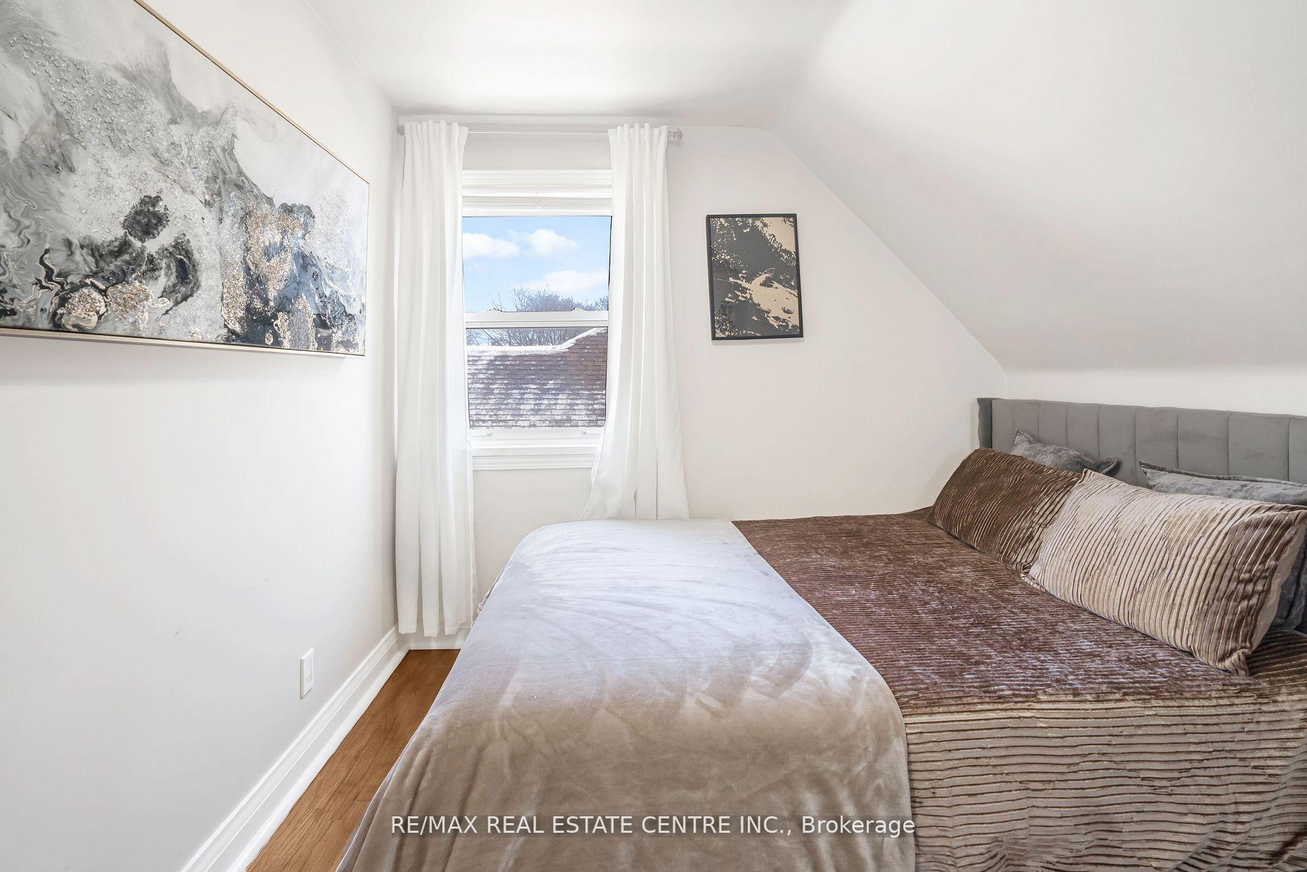 Photo 26 of 401 Elgin St Street E, Oshawa, O'Neill — HOMEH