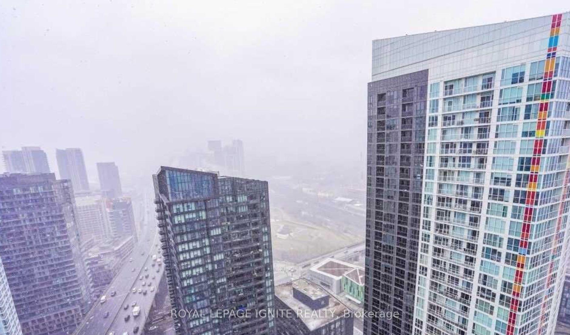 Photo 2 of Unit 4111, 75 Queens Wharf Road, Toronto, Waterfront Communities — HOMEH