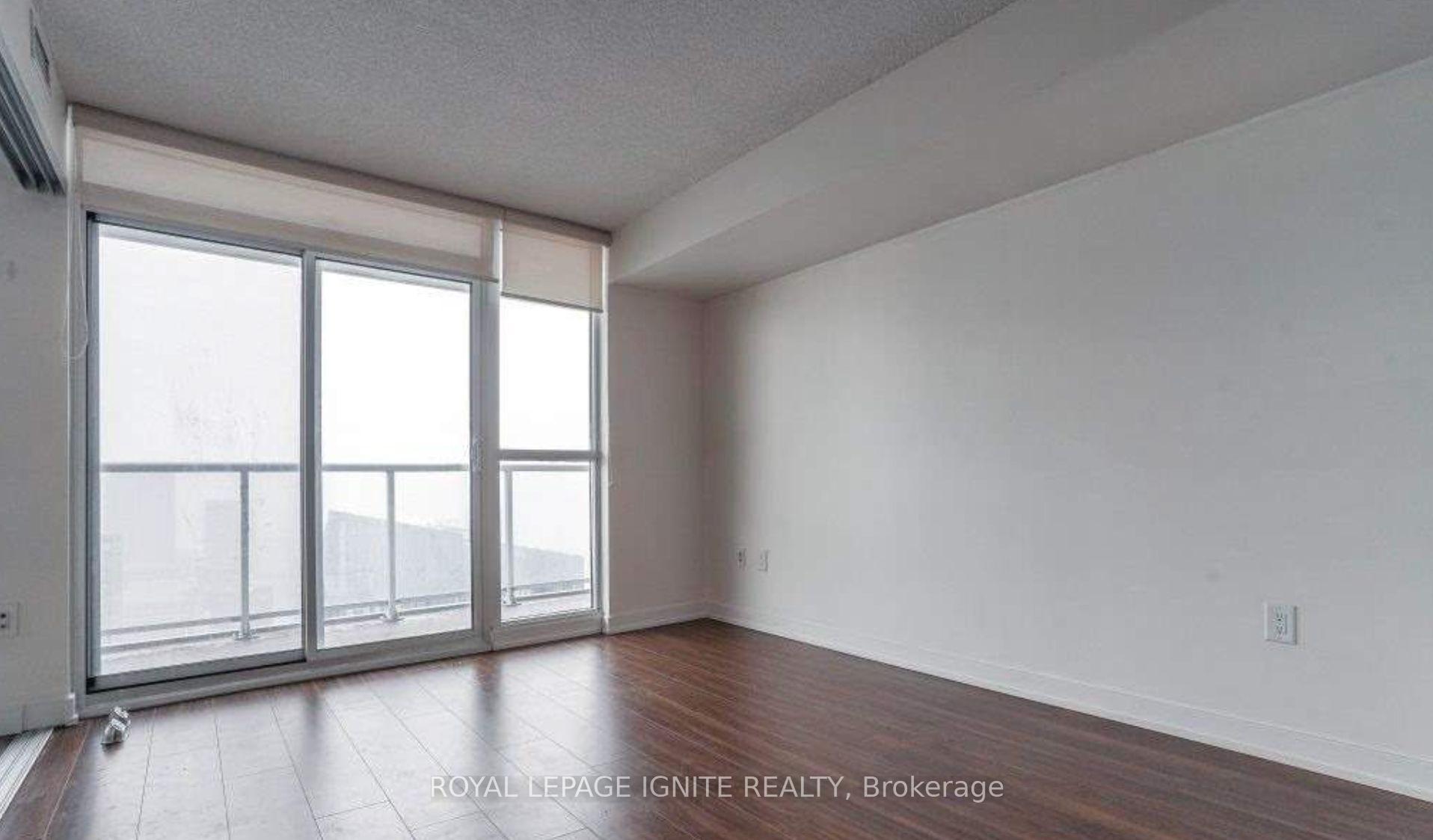 Photo 12 of Unit 4111, 75 Queens Wharf Road, Toronto, Waterfront Communities — HOMEH