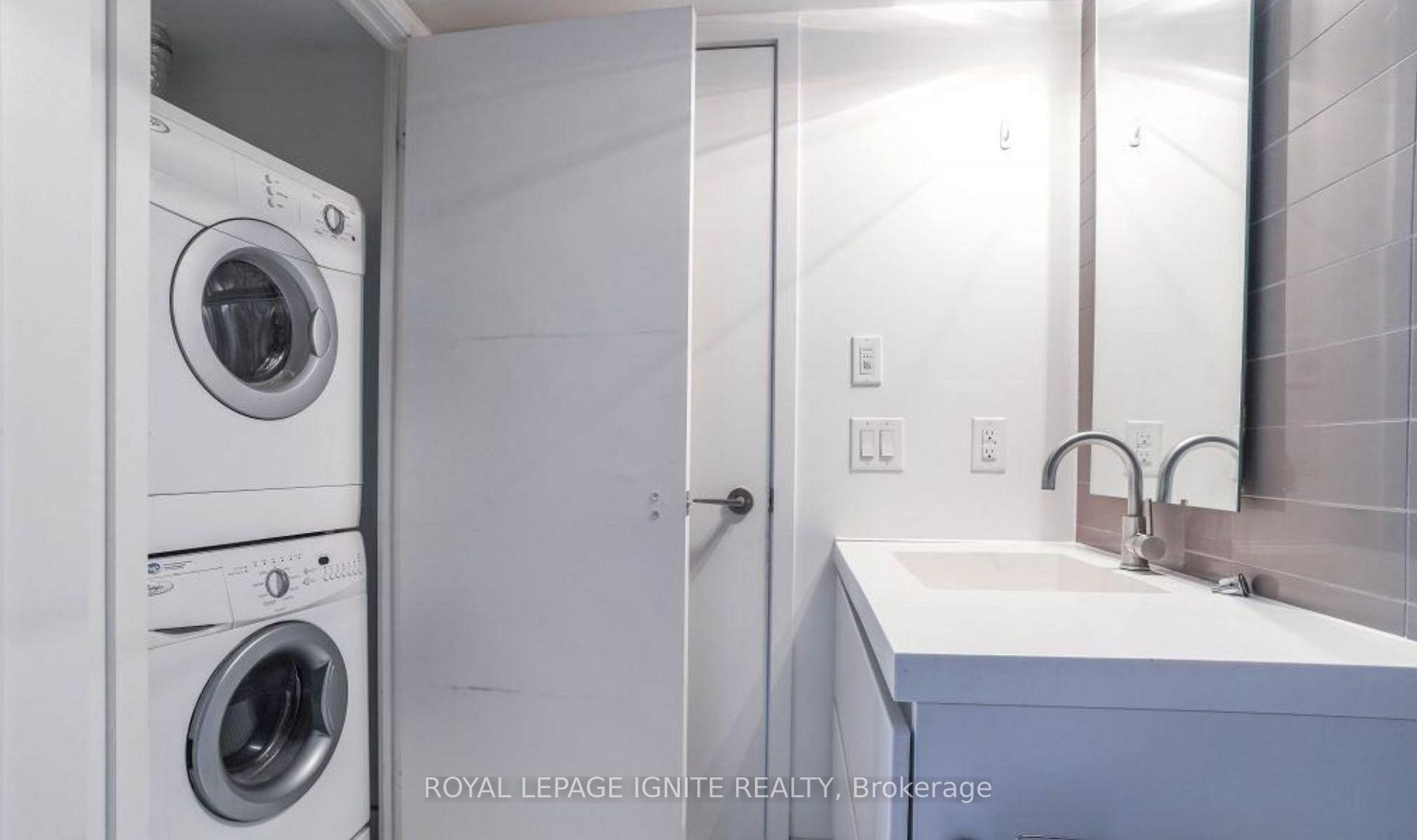 Photo 15 of Unit 4111, 75 Queens Wharf Road, Toronto, Waterfront Communities — HOMEH