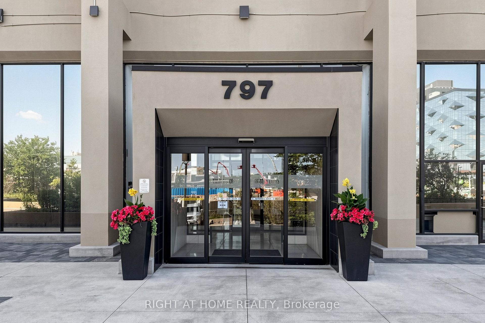 Photo 2 of Unit 1104, 797 Don Mills Road, Toronto, Flemingdon Park — HOMEH