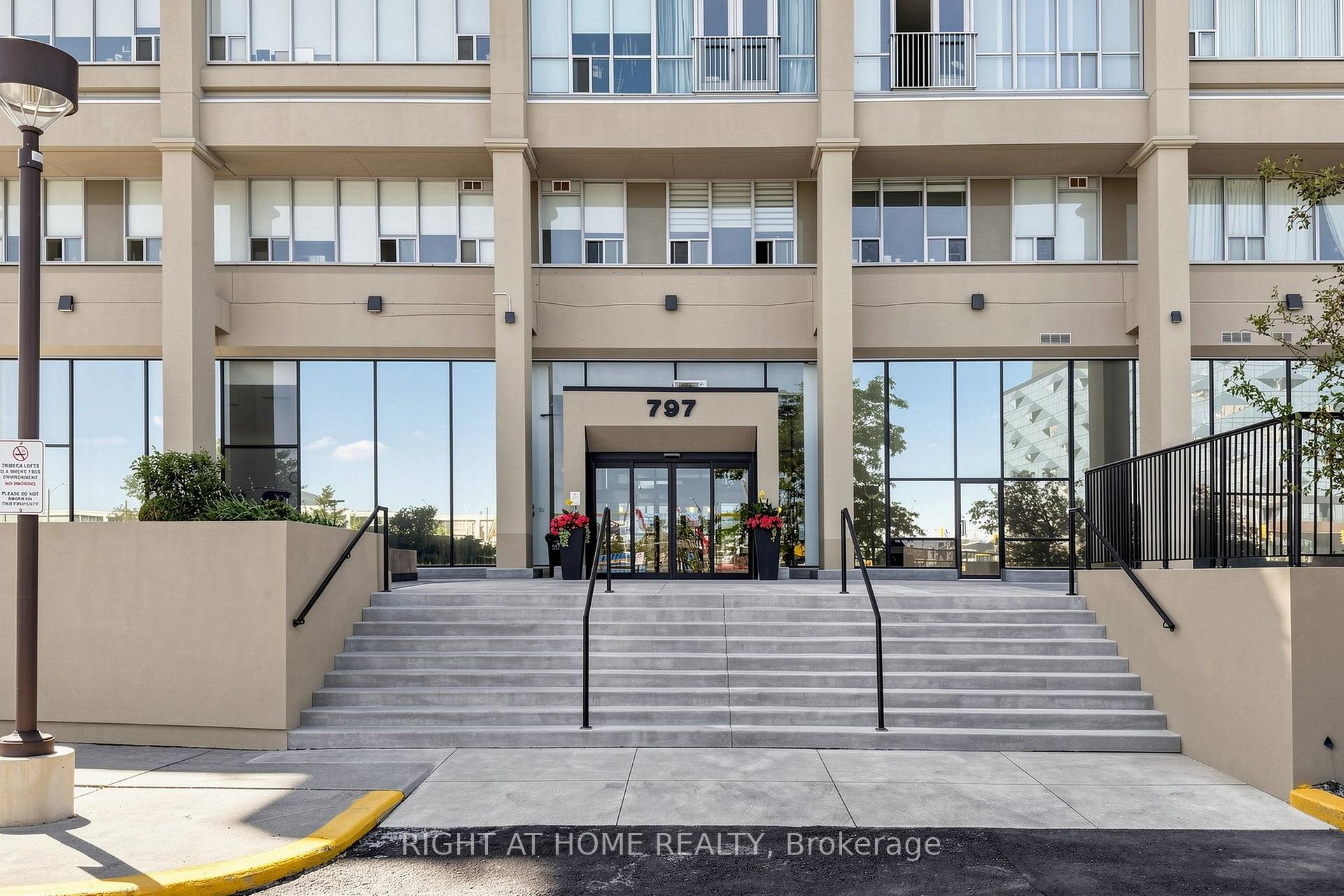 Photo 4 of Unit 1104, 797 Don Mills Road, Toronto, Flemingdon Park — HOMEH