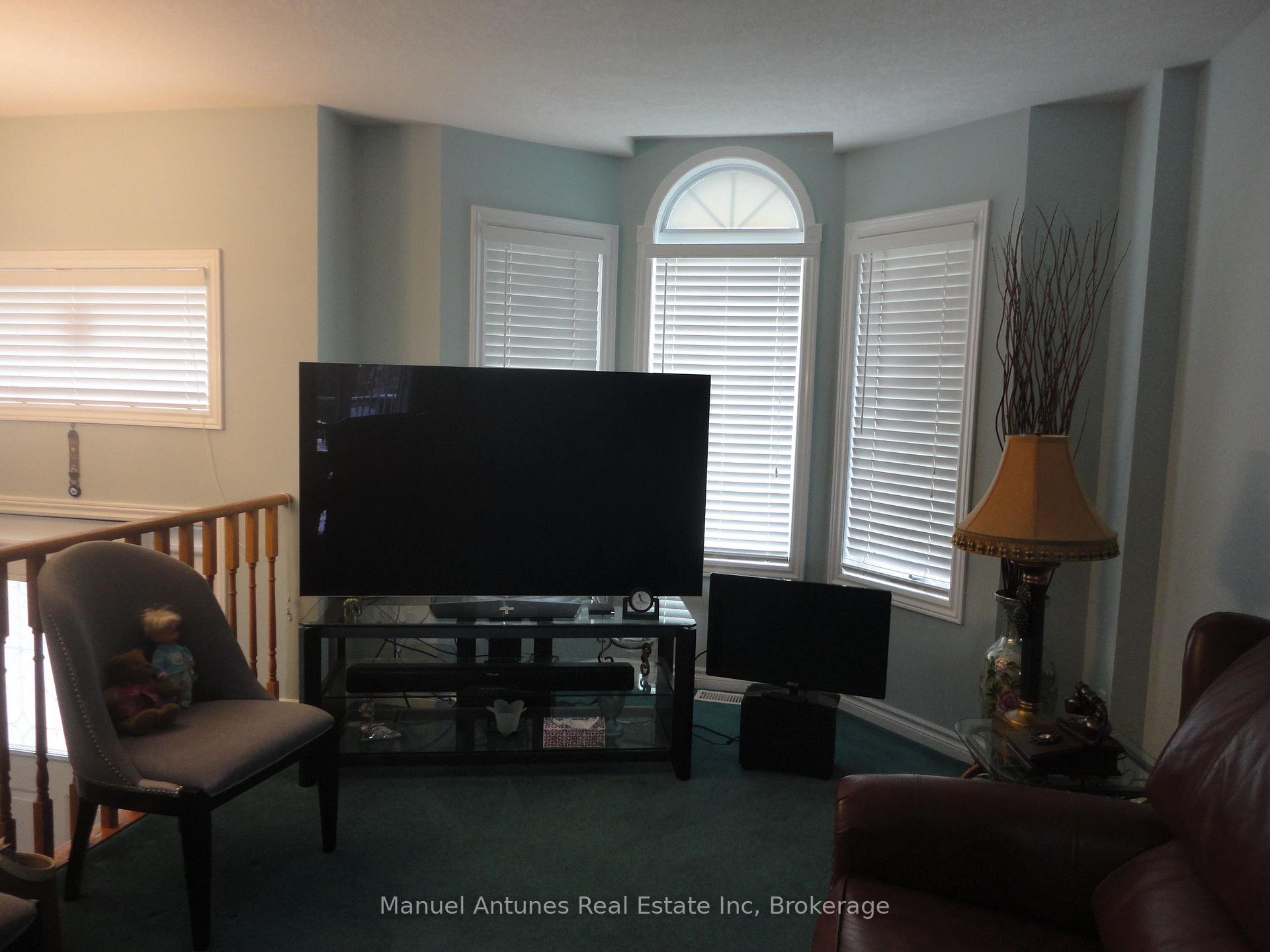Photo 17 of 15 47th Street S, Wasaga Beach — HOMEH