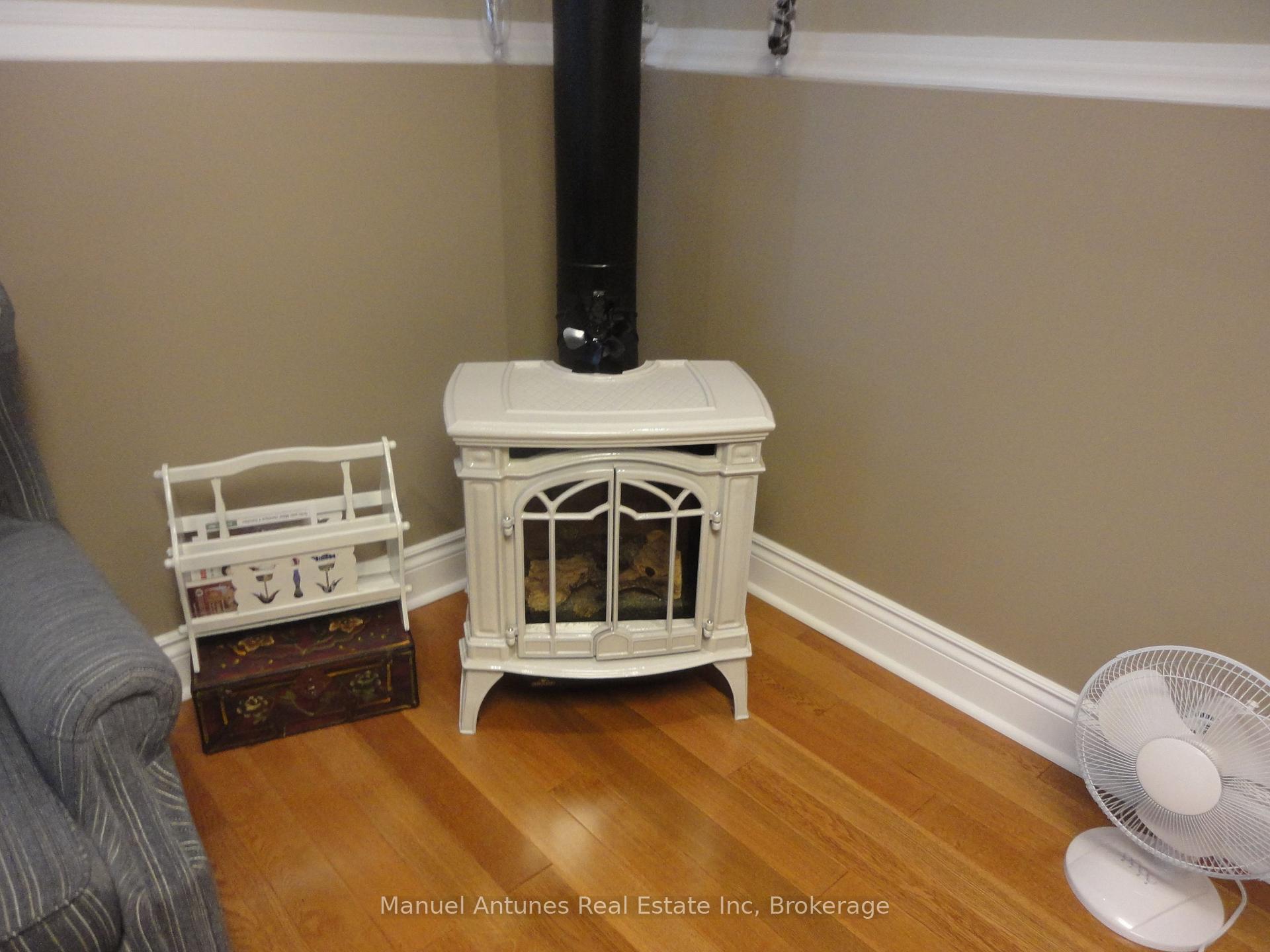 Photo 26 of 15 47th Street S, Wasaga Beach — HOMEH