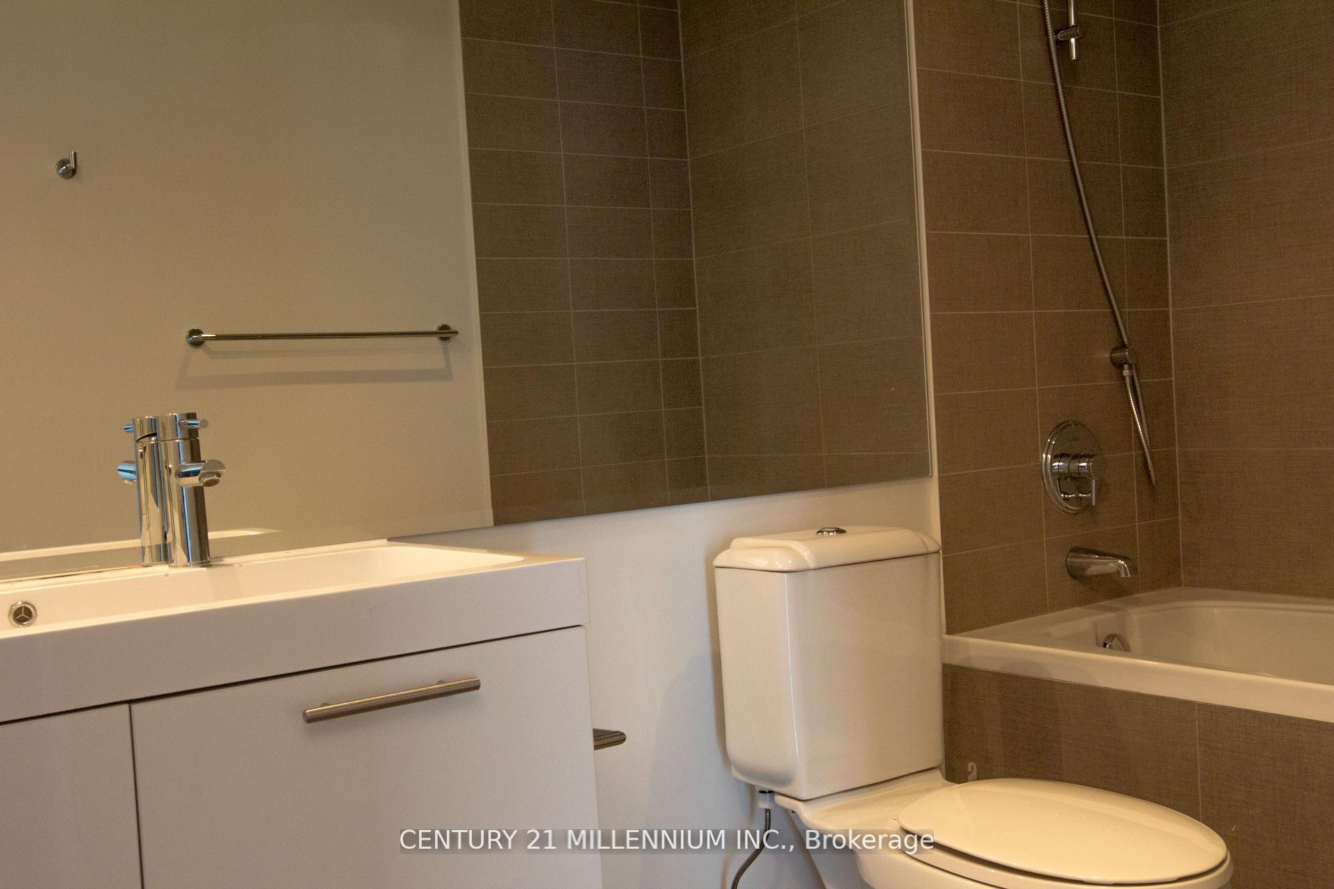 Photo 15 of Unit 7002, 388 Yonge Street, Toronto, Bay Street Corridor — HOMEH