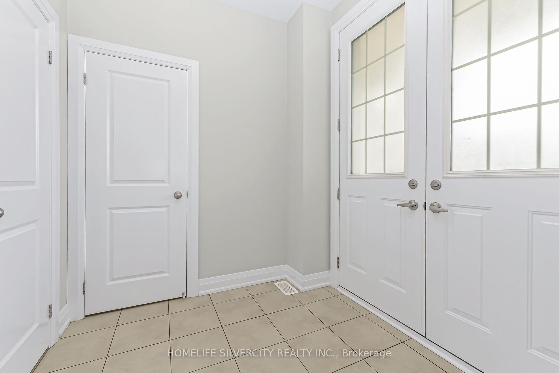 Photo 5 of 56 Donald Stewart Road, Brampton, Northwest Brampton — HOMEH