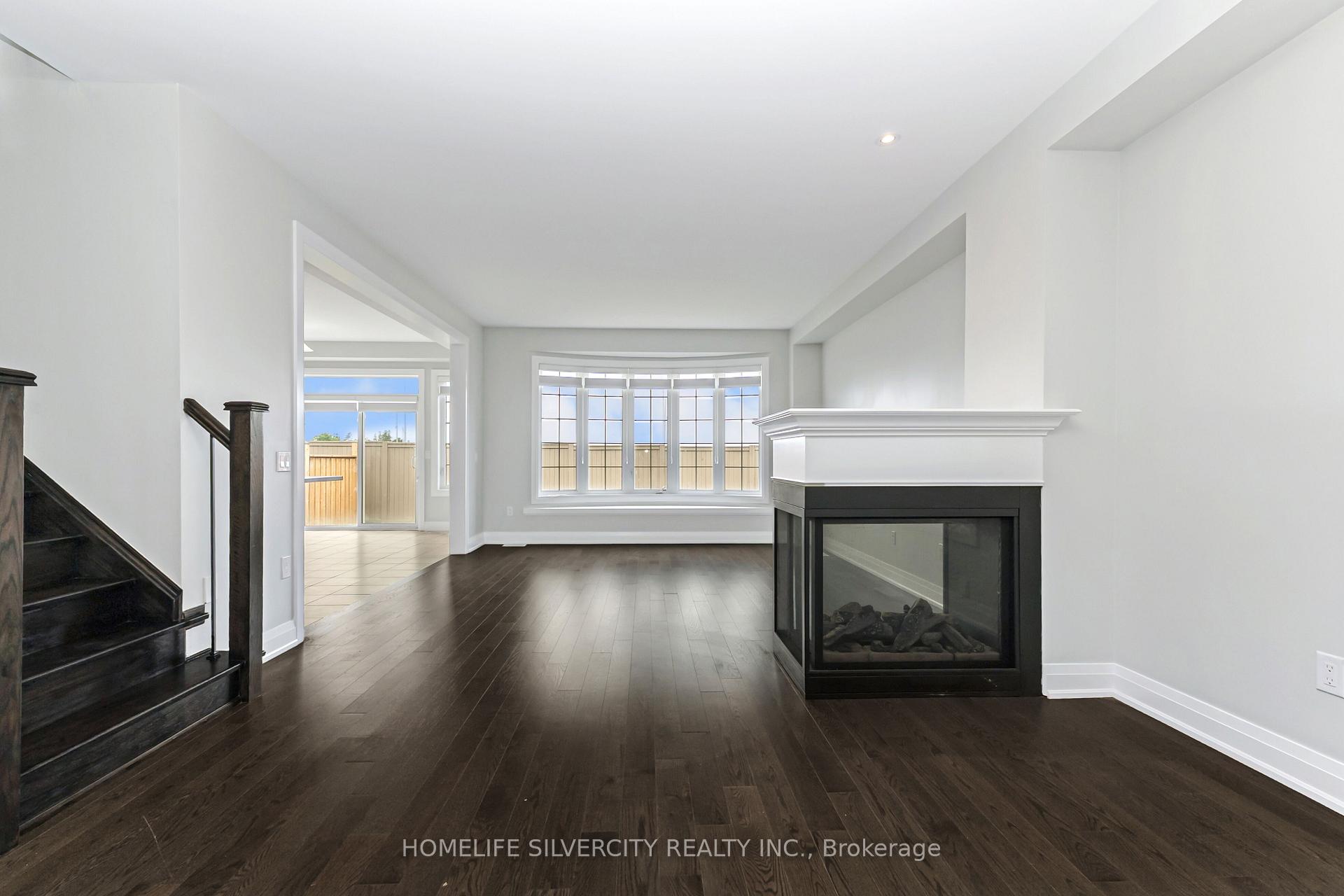 Photo 10 of 56 Donald Stewart Road, Brampton, Northwest Brampton — HOMEH
