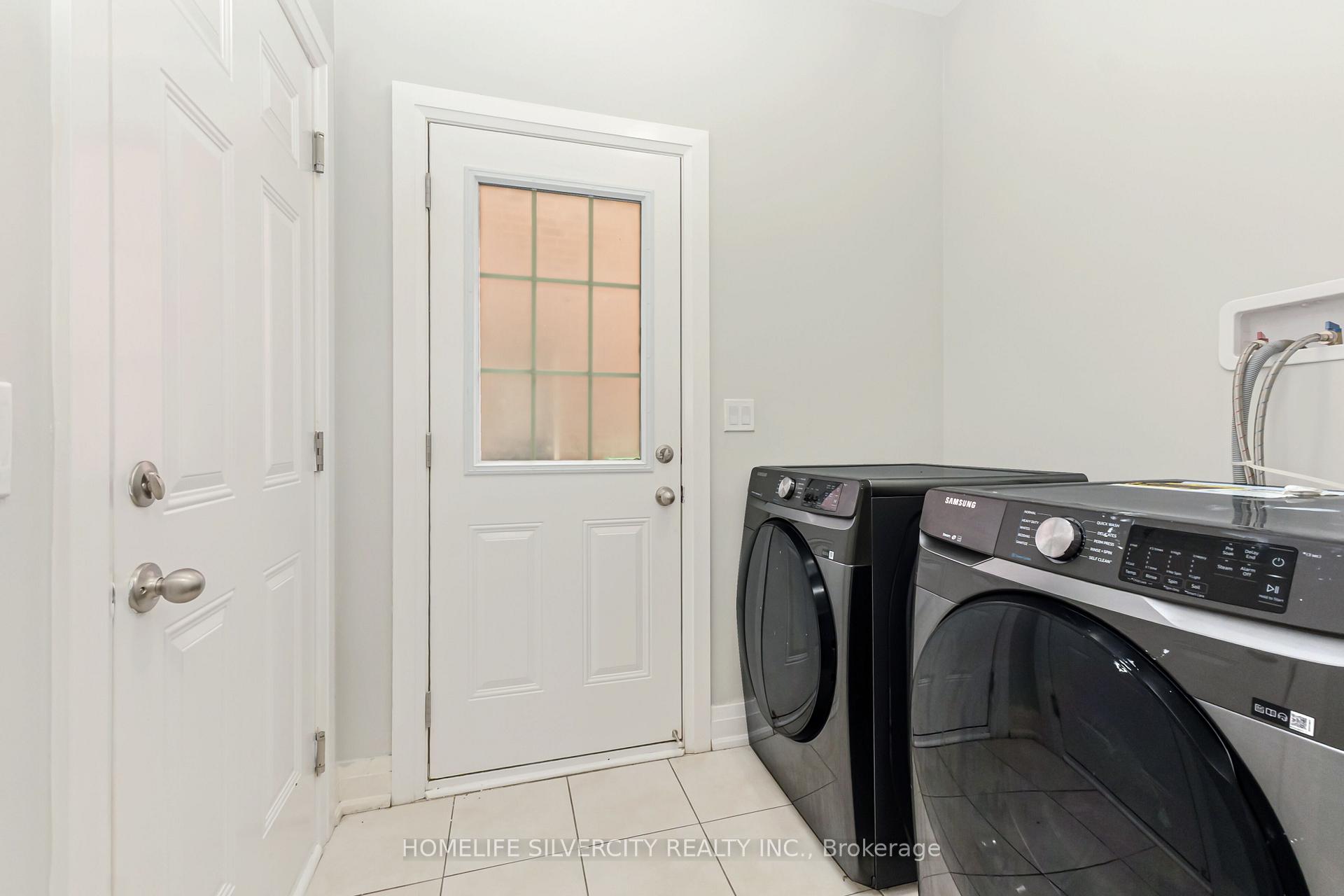 Photo 44 of 56 Donald Stewart Road, Brampton, Northwest Brampton — HOMEH
