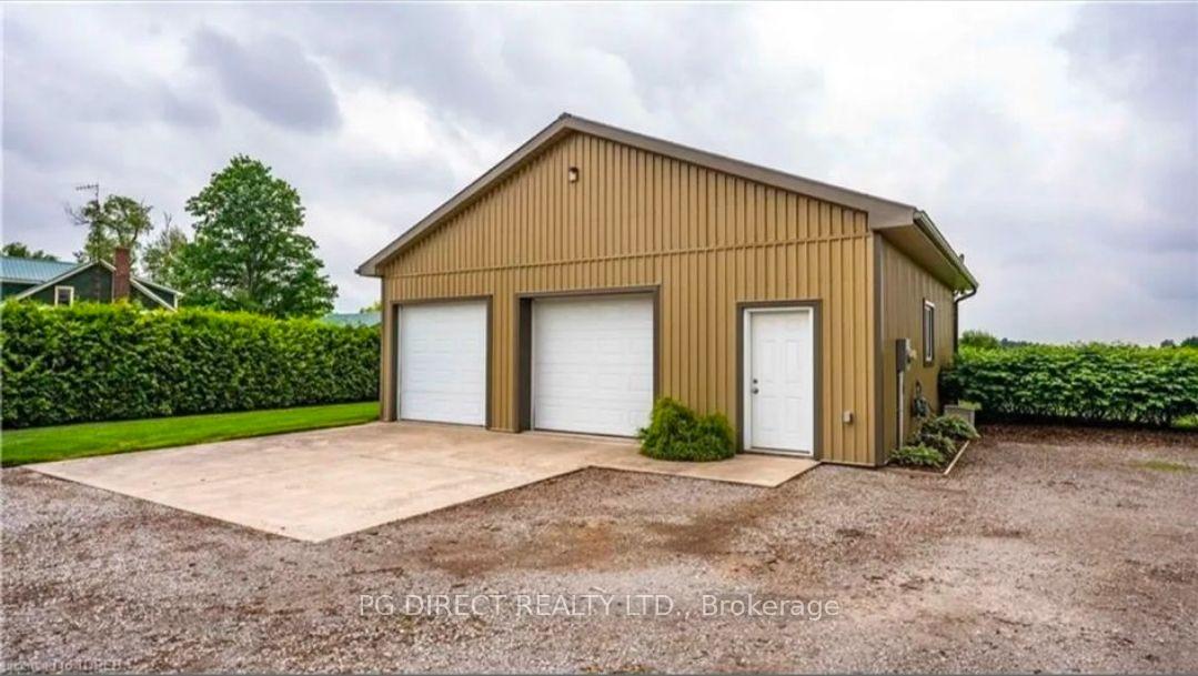 Photo 18 of 547 Old Highway 24, Norfolk, Waterford — HOMEH