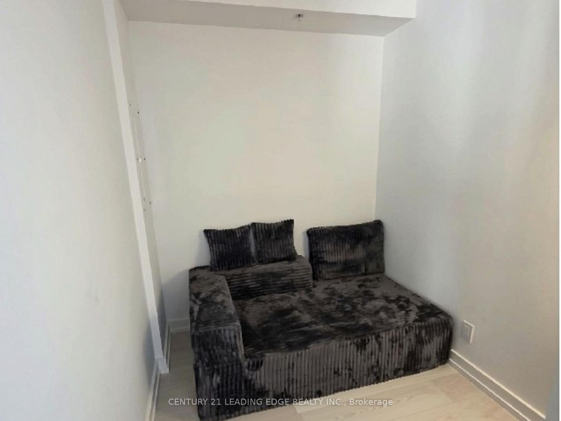 Photo 4 of Unit 1303, 75 James Street S, Hamilton, Corktown — HOMEH