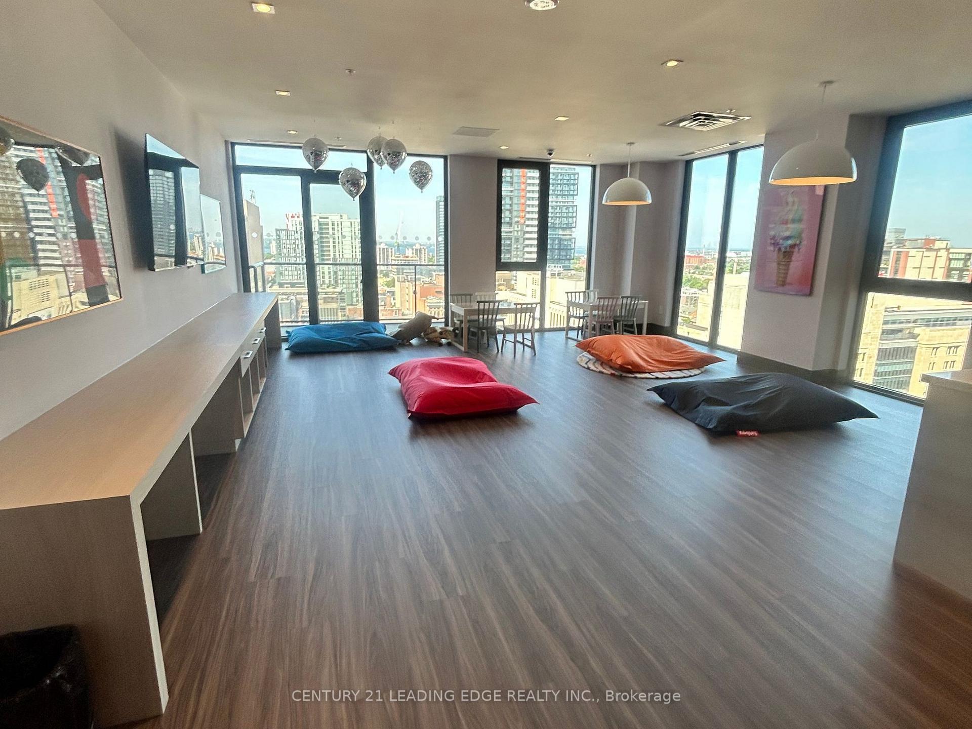 Photo 15 of Unit 1303, 75 James Street S, Hamilton, Corktown — HOMEH