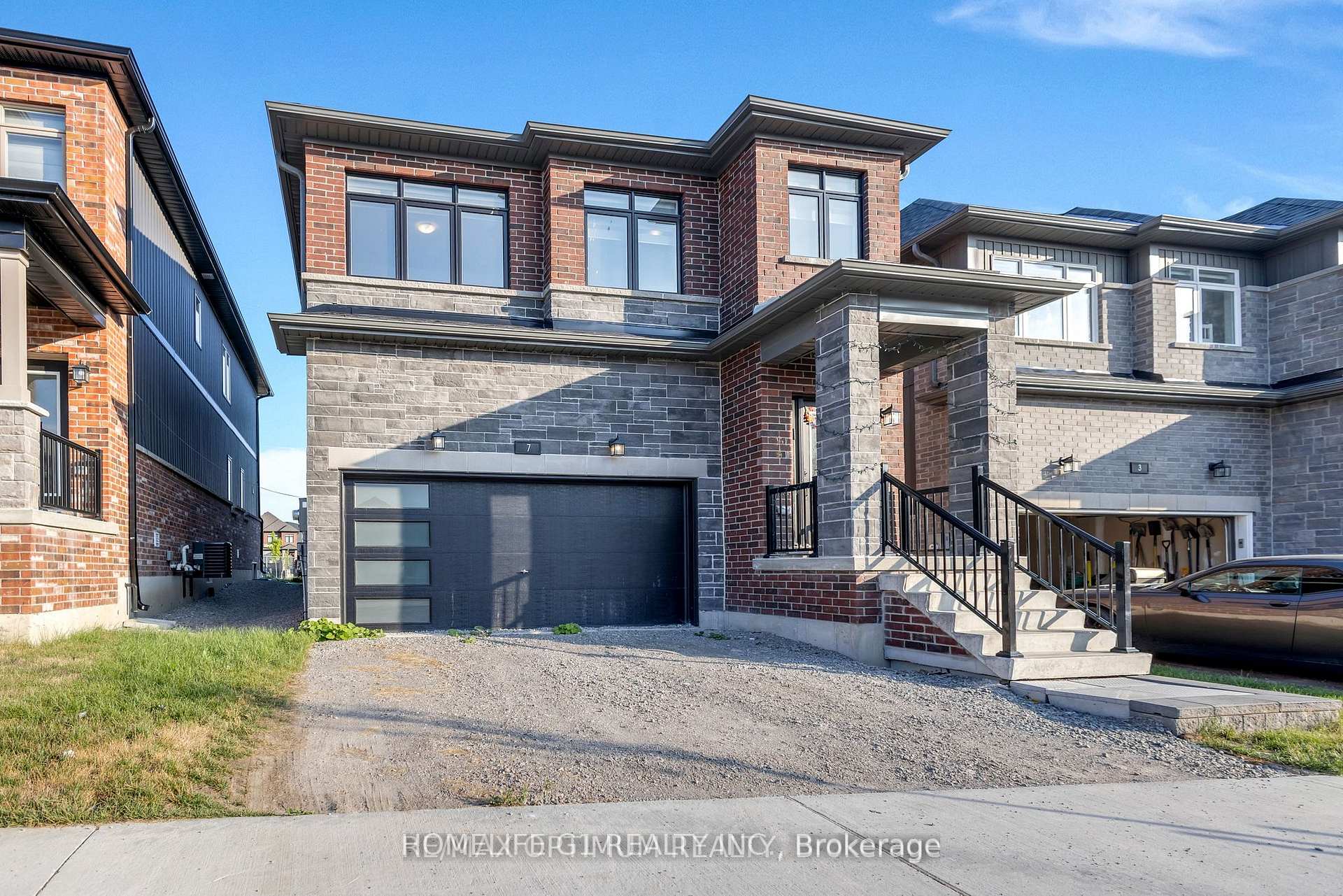 Photo 49 of 7 Barnyard Trail, Barrie, Rural Barrie Southeast — HOMEH