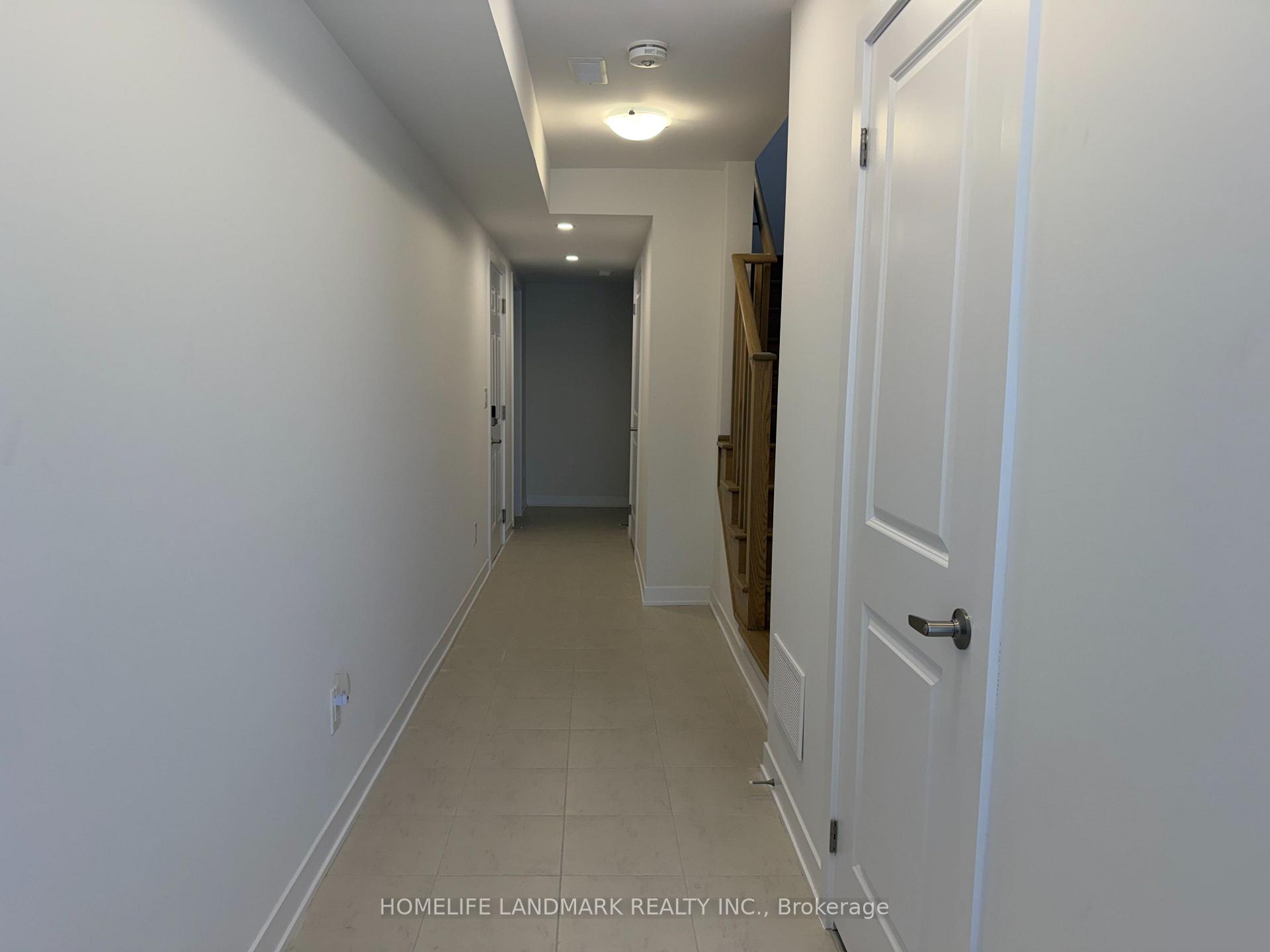 Photo 5 of 111 Anna Russell Way, Markham, Unionville — HOMEH