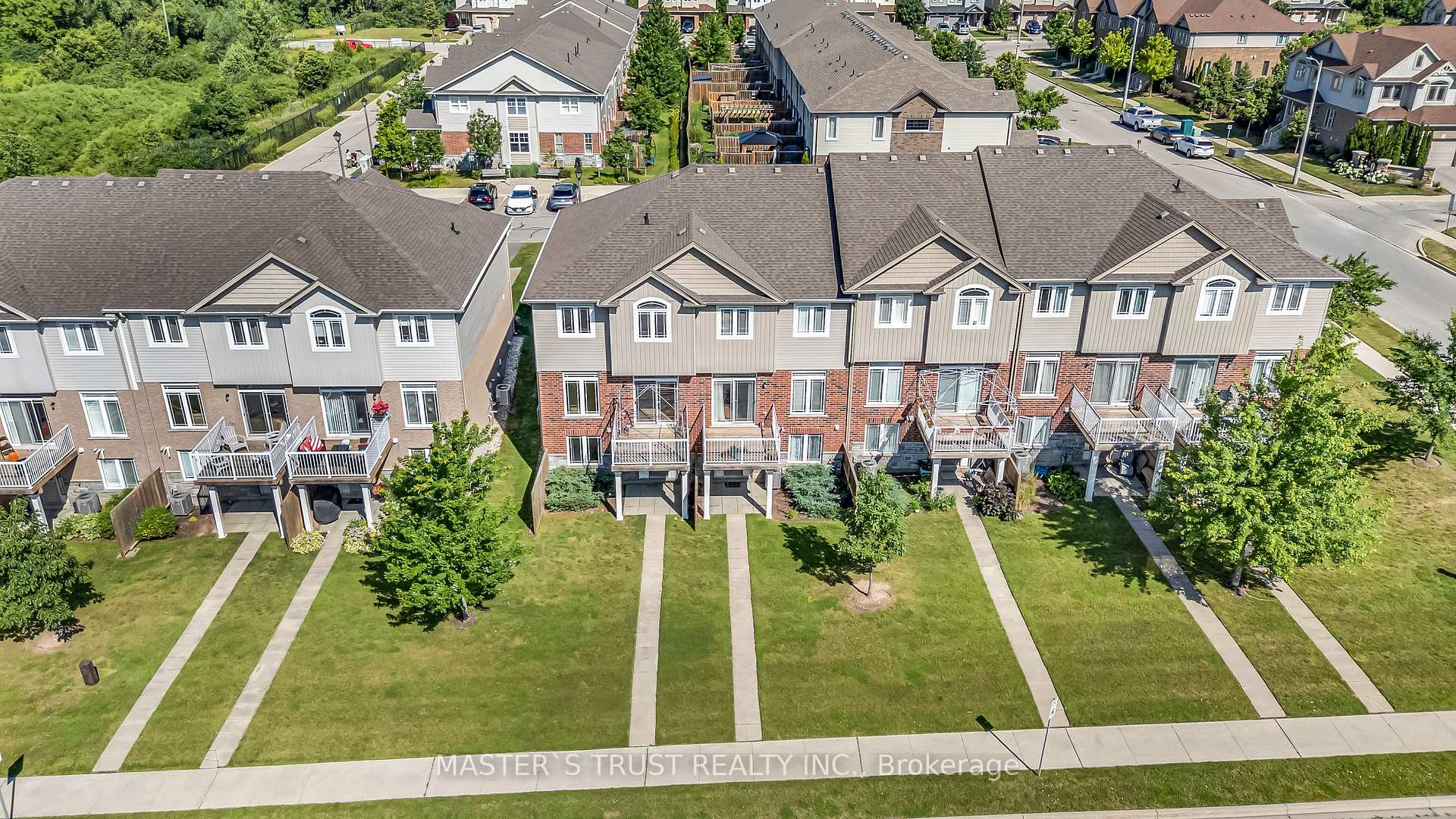 Photo 9 of Unit 5, 9 Amos Drive, Guelph, Kortright East — HOMEH