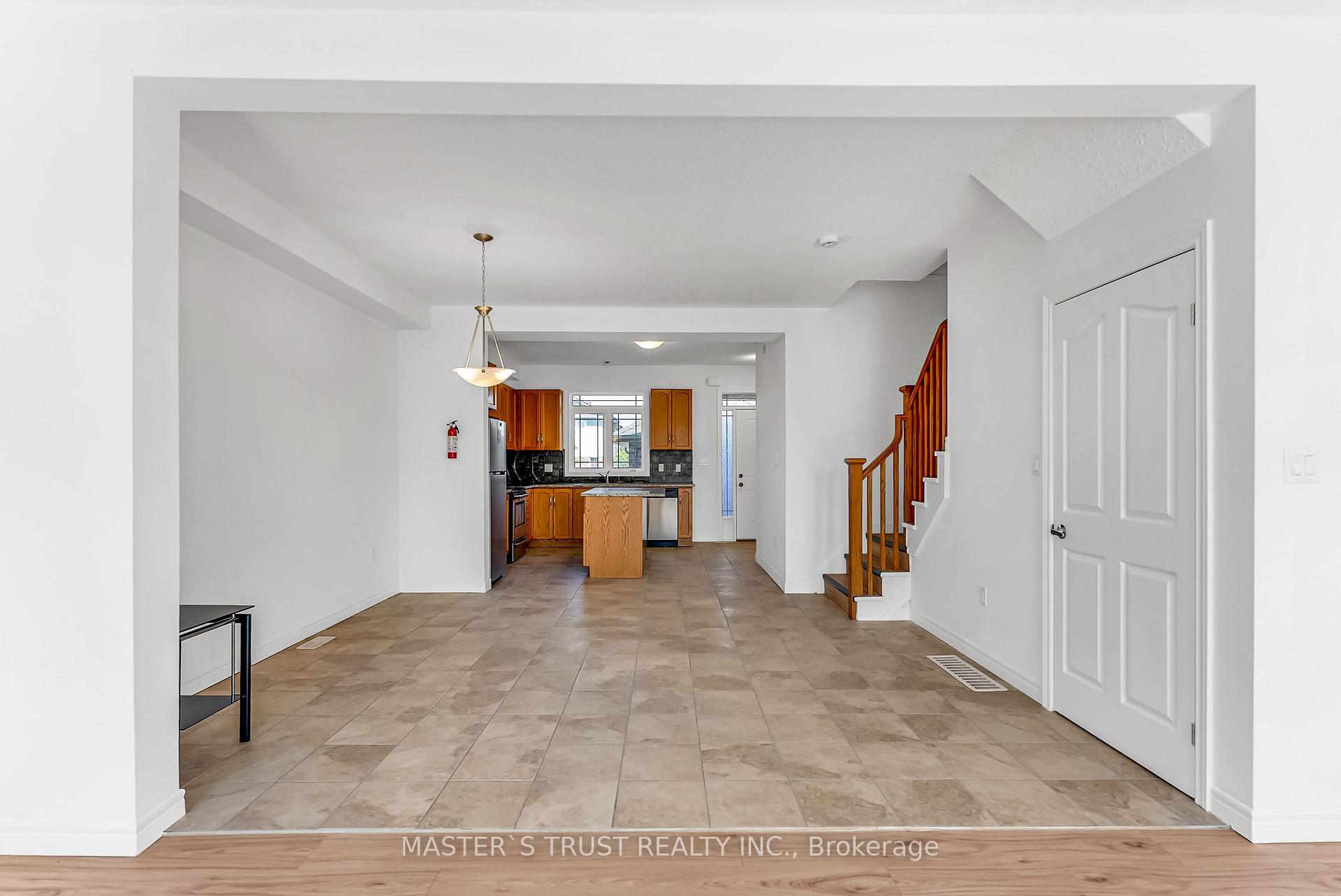 Photo 22 of Unit 5, 9 Amos Drive, Guelph, Kortright East — HOMEH