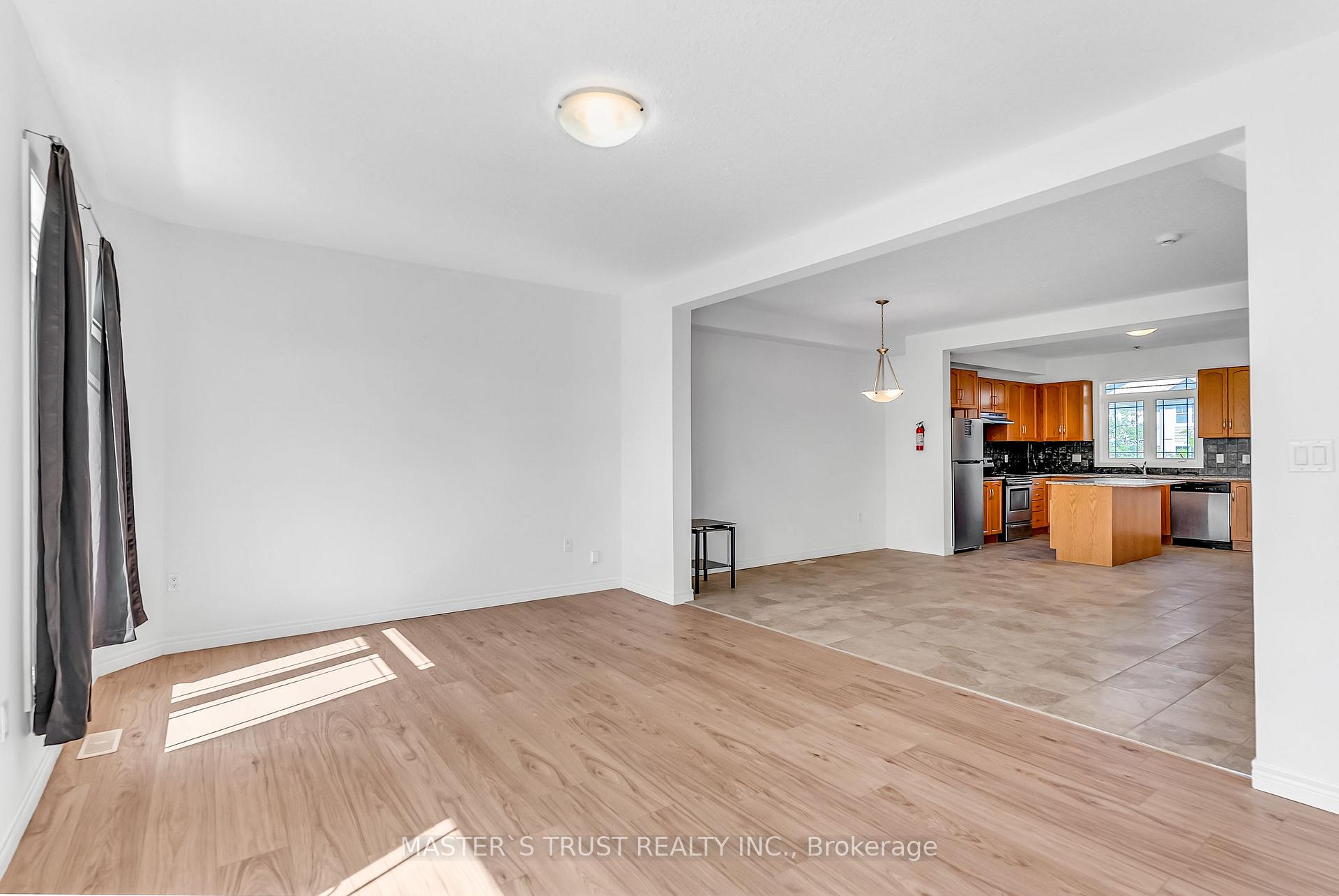 Photo 23 of Unit 5, 9 Amos Drive, Guelph, Kortright East — HOMEH