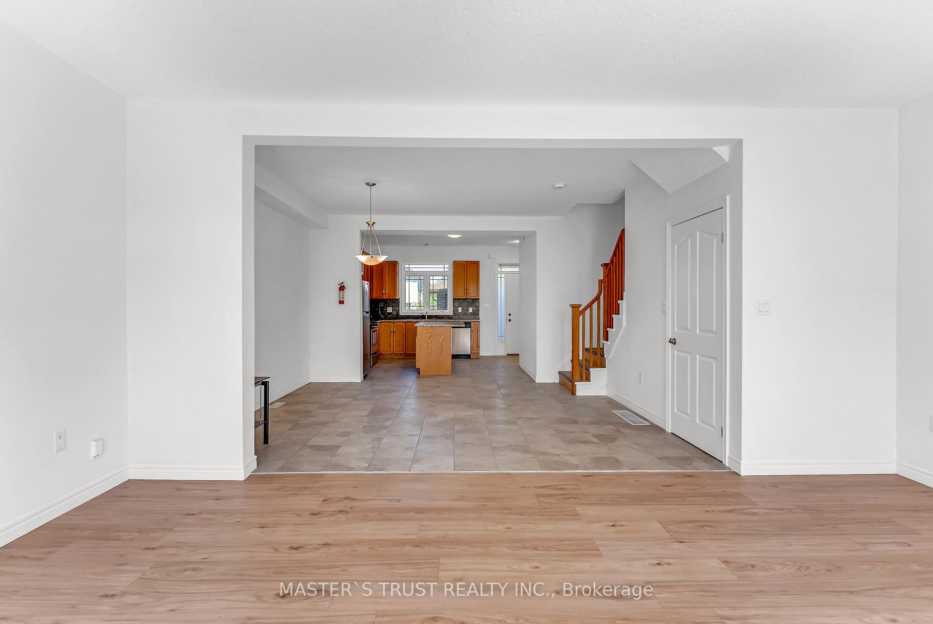Photo 26 of Unit 5, 9 Amos Drive, Guelph, Kortright East — HOMEH