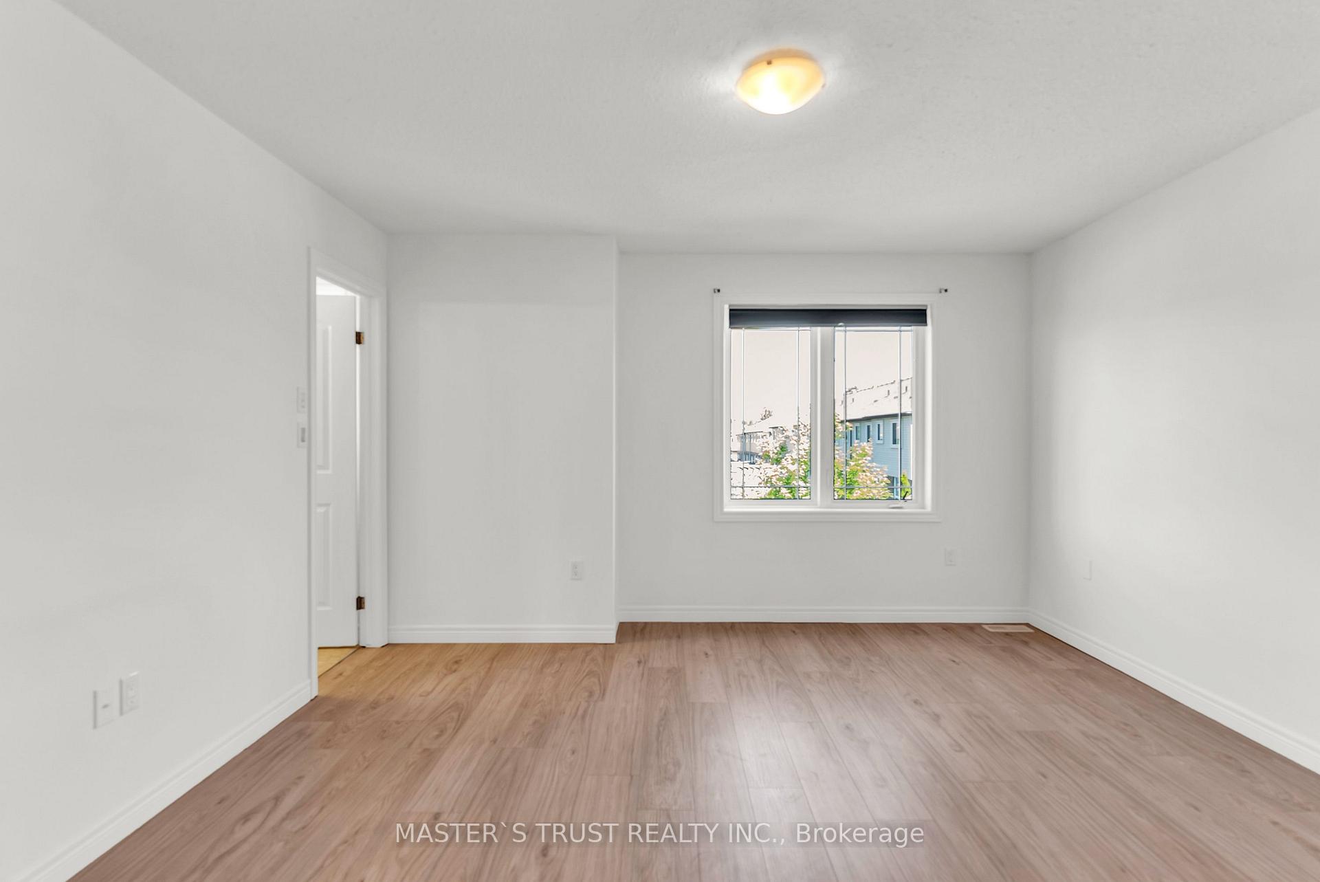 Photo 31 of Unit 5, 9 Amos Drive, Guelph, Kortright East — HOMEH