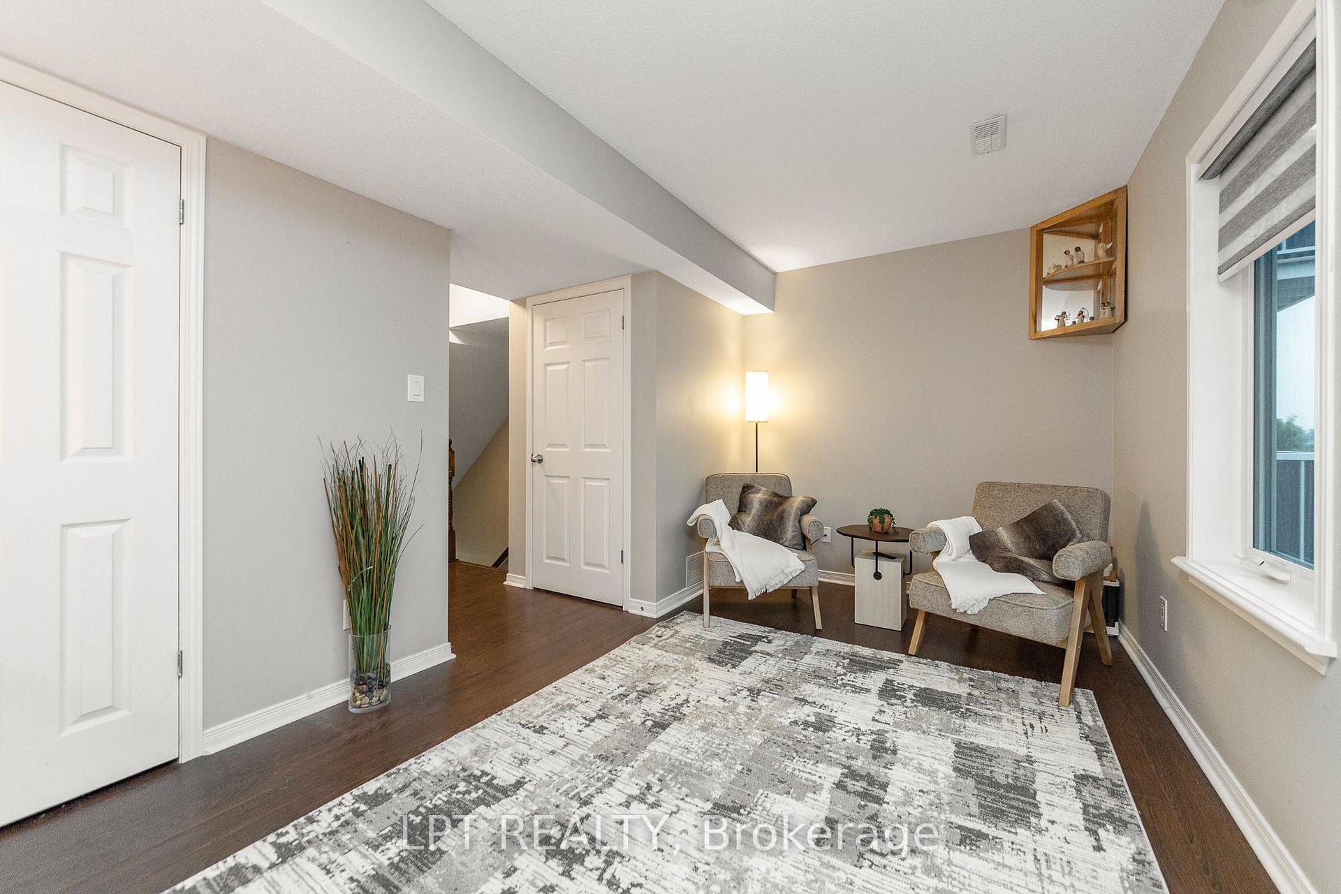 Photo 15 of Unit 7, 102 Windswept Private, Ottawa, Riverside South/Gloucester Glen — HOMEH