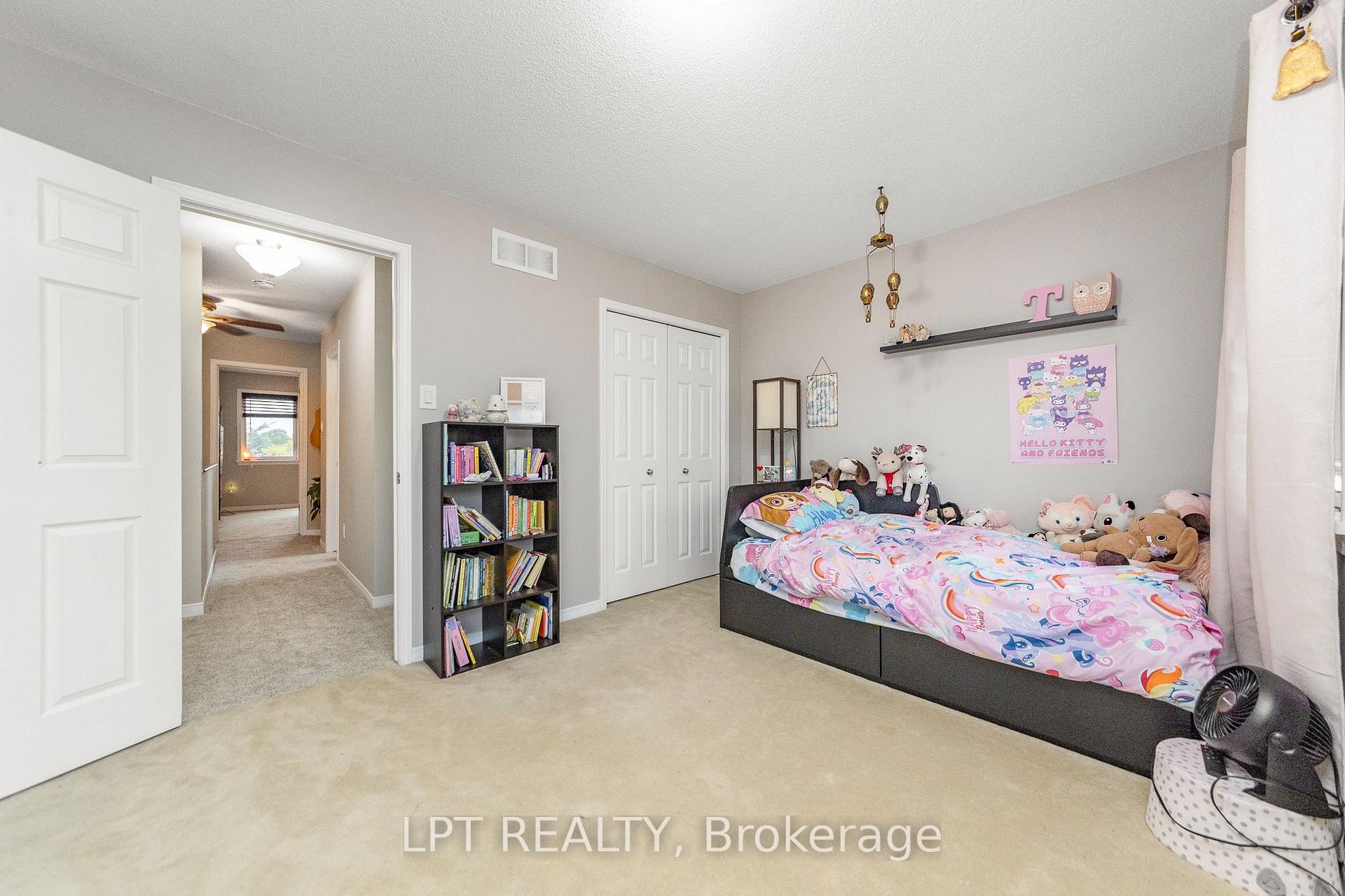 Photo 30 of Unit 7, 102 Windswept Private, Ottawa, Riverside South/Gloucester Glen — HOMEH