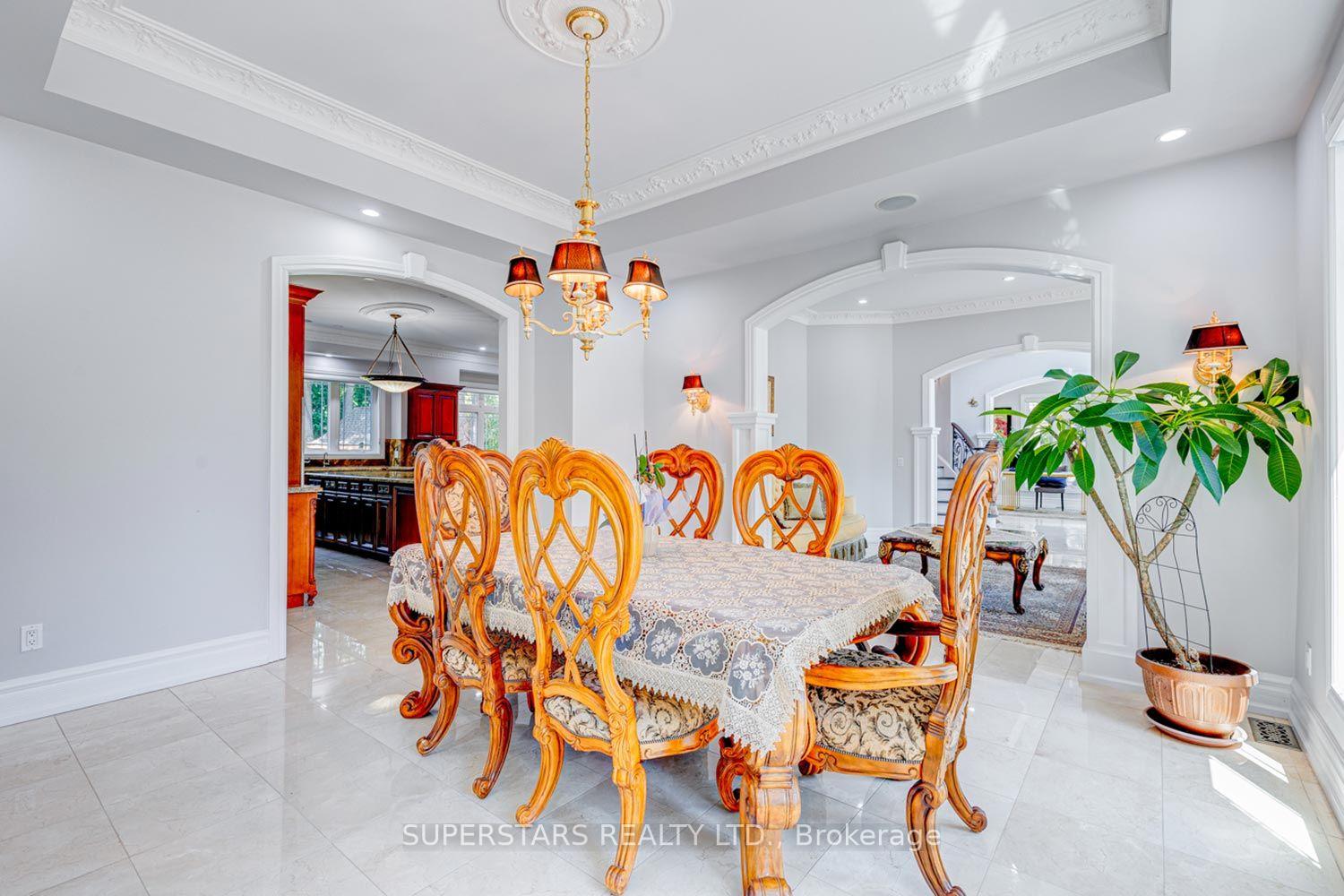 Photo 16 of 43 Hughson Drive, Markham, Buttonville — HOMEH