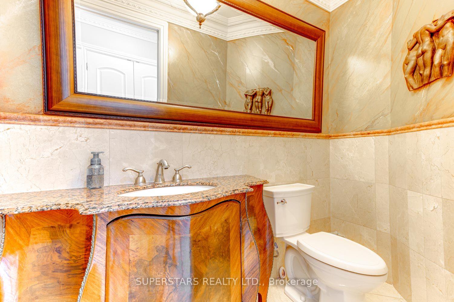 Photo 19 of 43 Hughson Drive, Markham, Buttonville — HOMEH