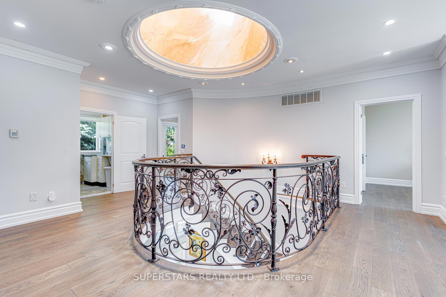 Photo 26 of 43 Hughson Drive, Markham, Buttonville — HOMEH