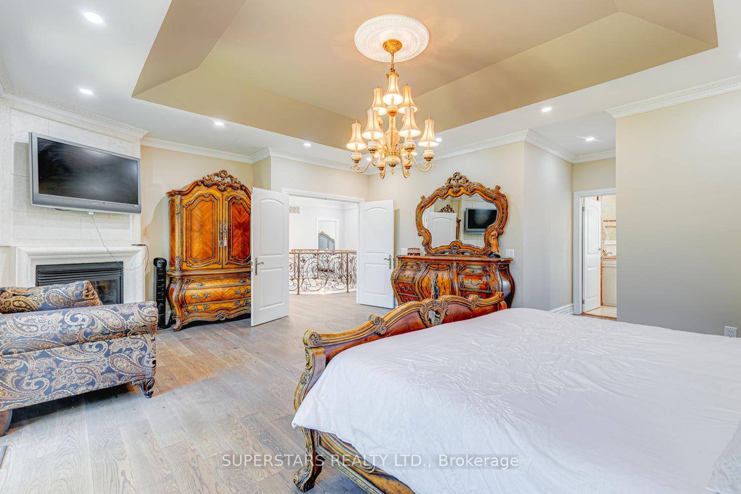 Photo 25 of 43 Hughson Drive, Markham, Buttonville — HOMEH