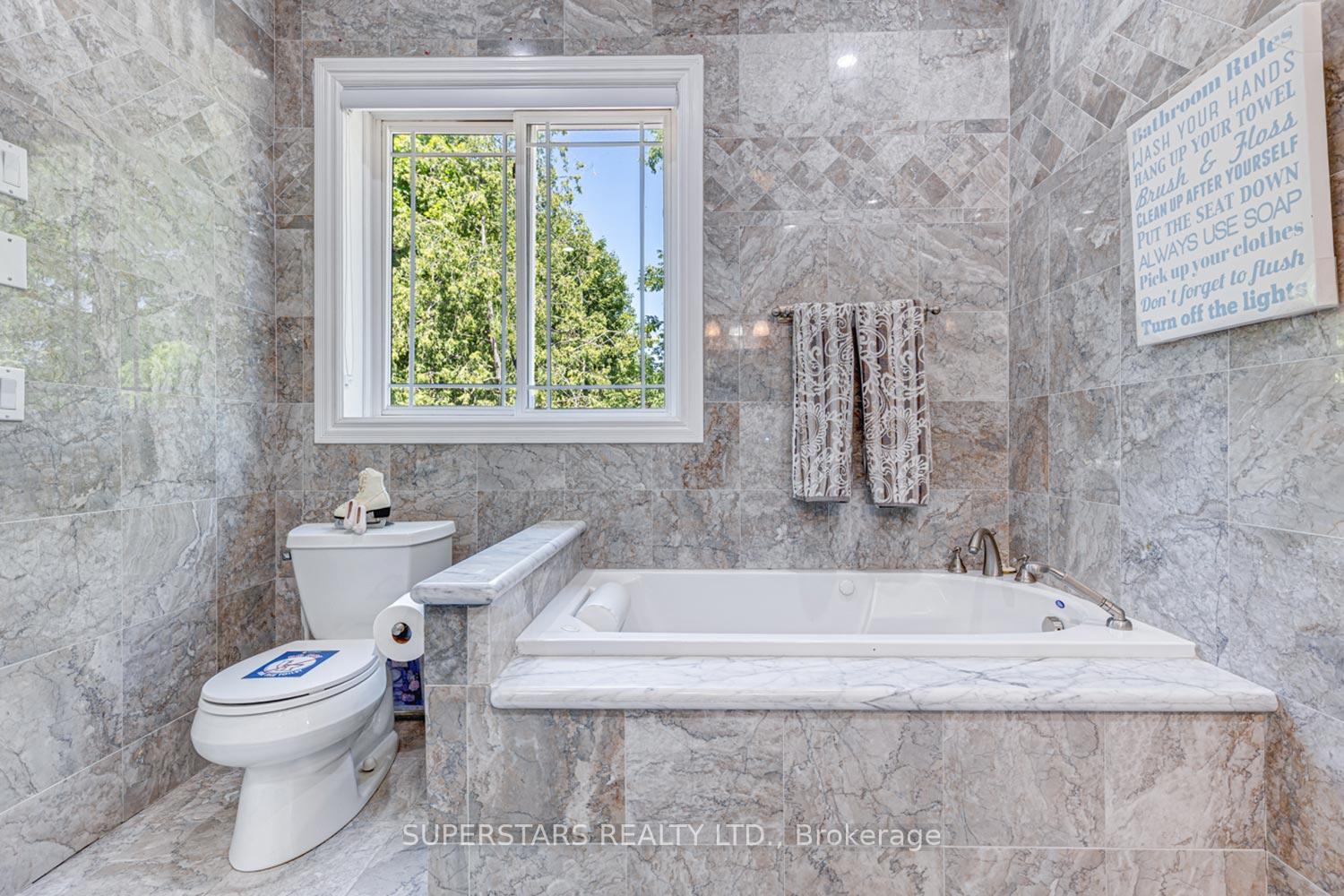 Photo 30 of 43 Hughson Drive, Markham, Buttonville — HOMEH