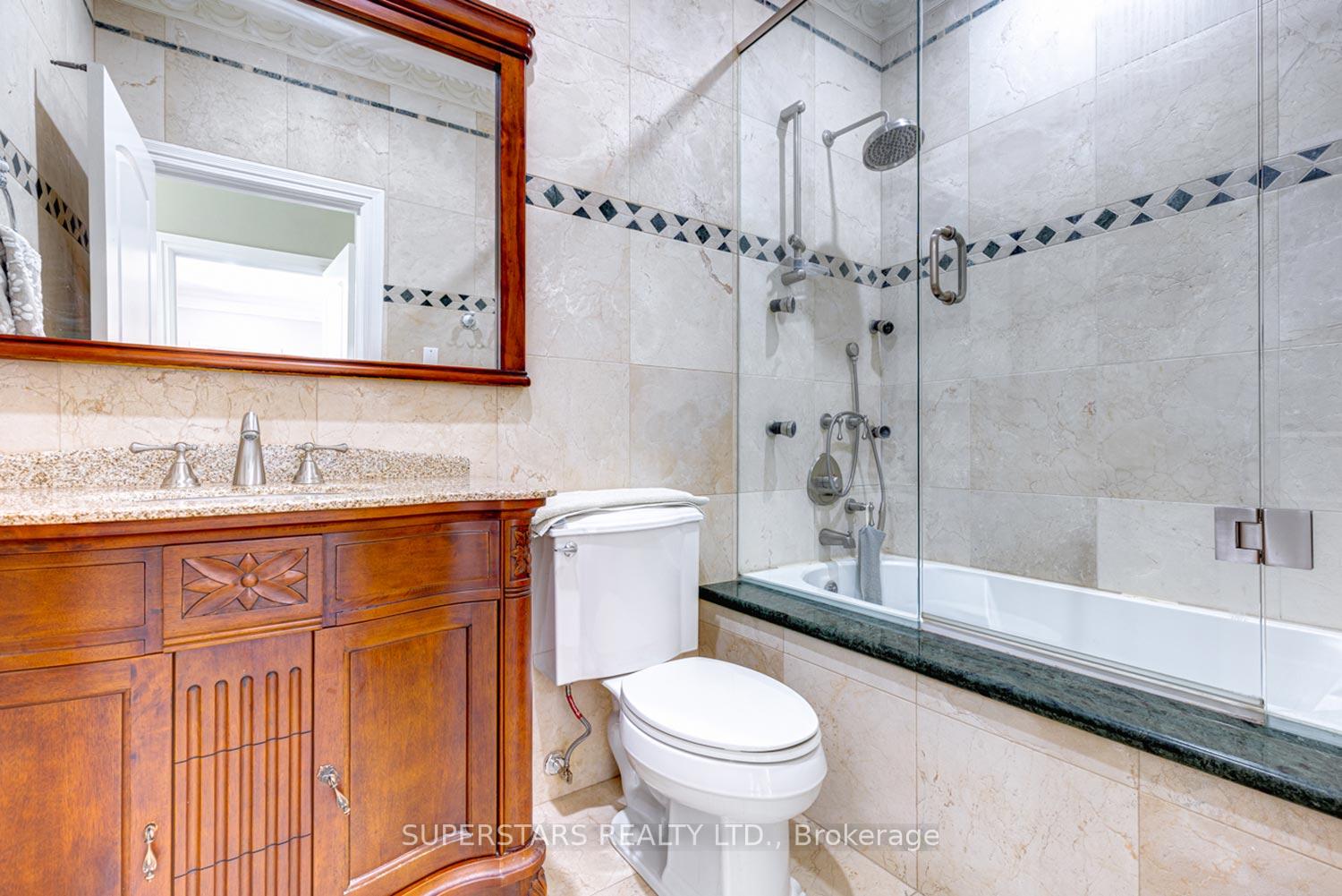 Photo 35 of 43 Hughson Drive, Markham, Buttonville — HOMEH