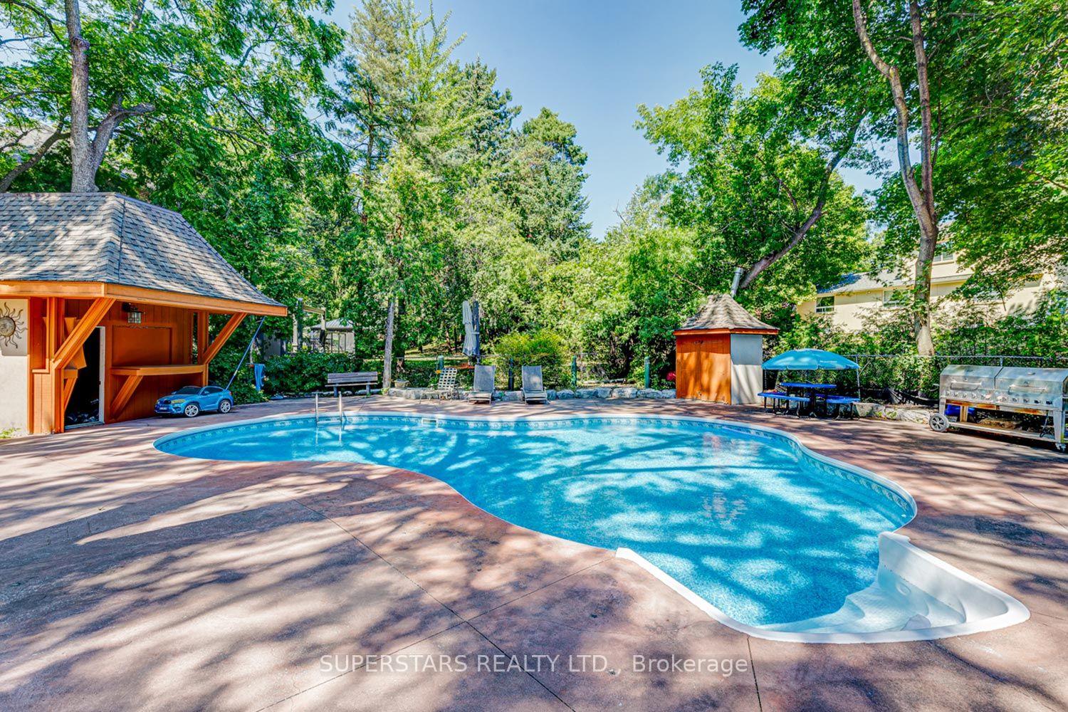 Photo 45 of 43 Hughson Drive, Markham, Buttonville — HOMEH