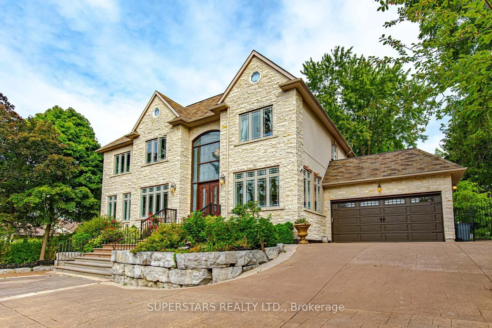 Photo of 43 Hughson Drive