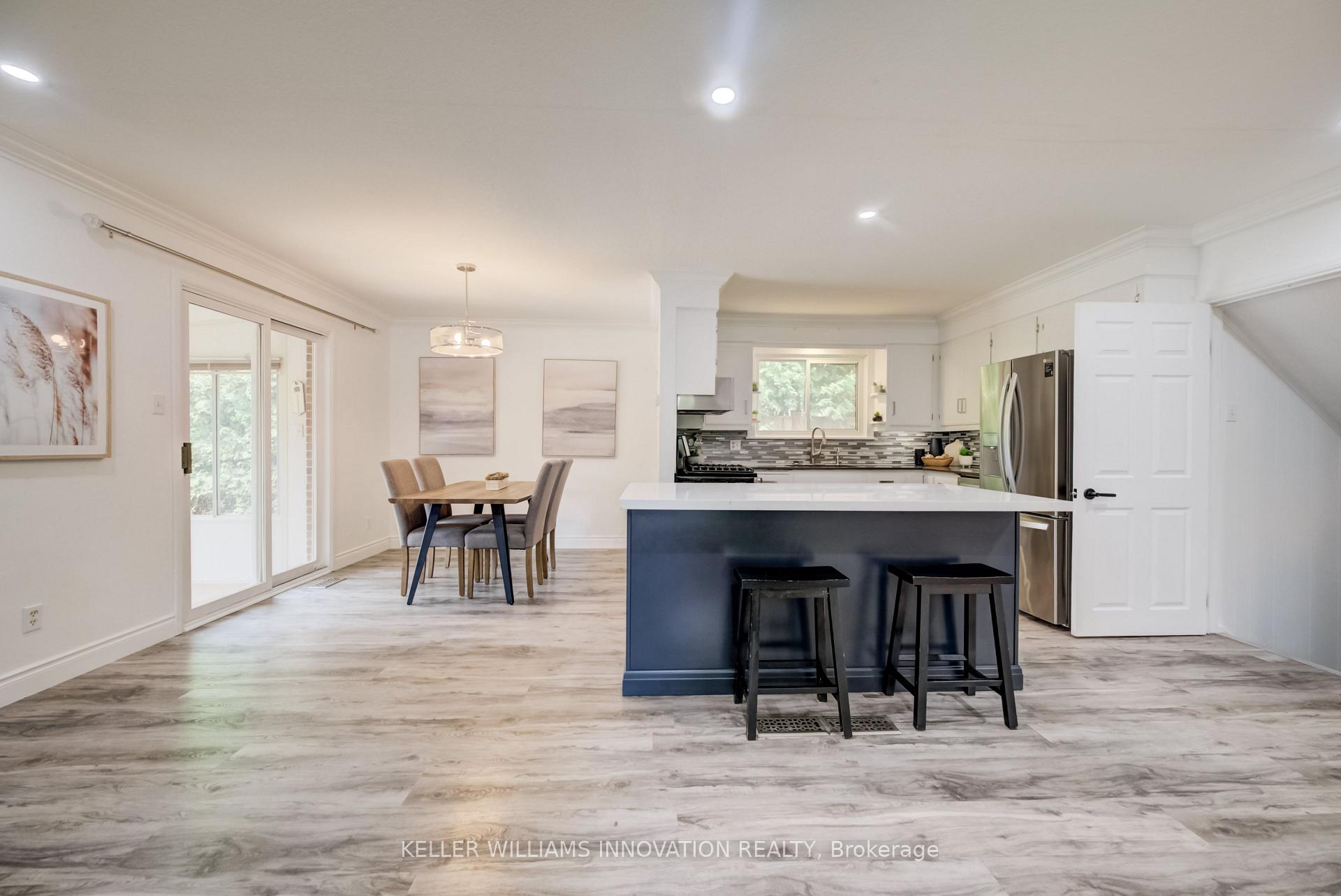 Photo 3 of 85 Foxhunt Road, Waterloo, Colonial Acres — HOMEH