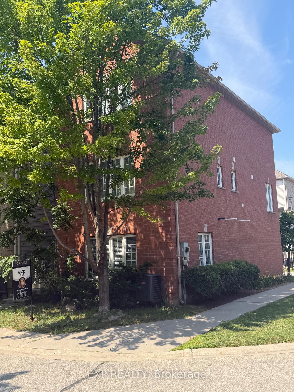 Photo 11 of Unit 32, 5110 Fairview Street, Burlington, Appleby — HOMEH