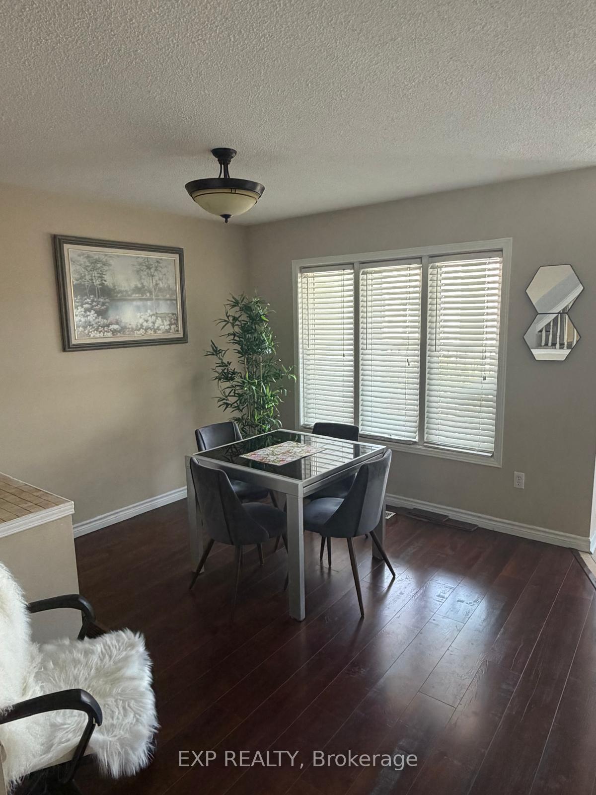 Photo 14 of Unit 32, 5110 Fairview Street, Burlington, Appleby — HOMEH