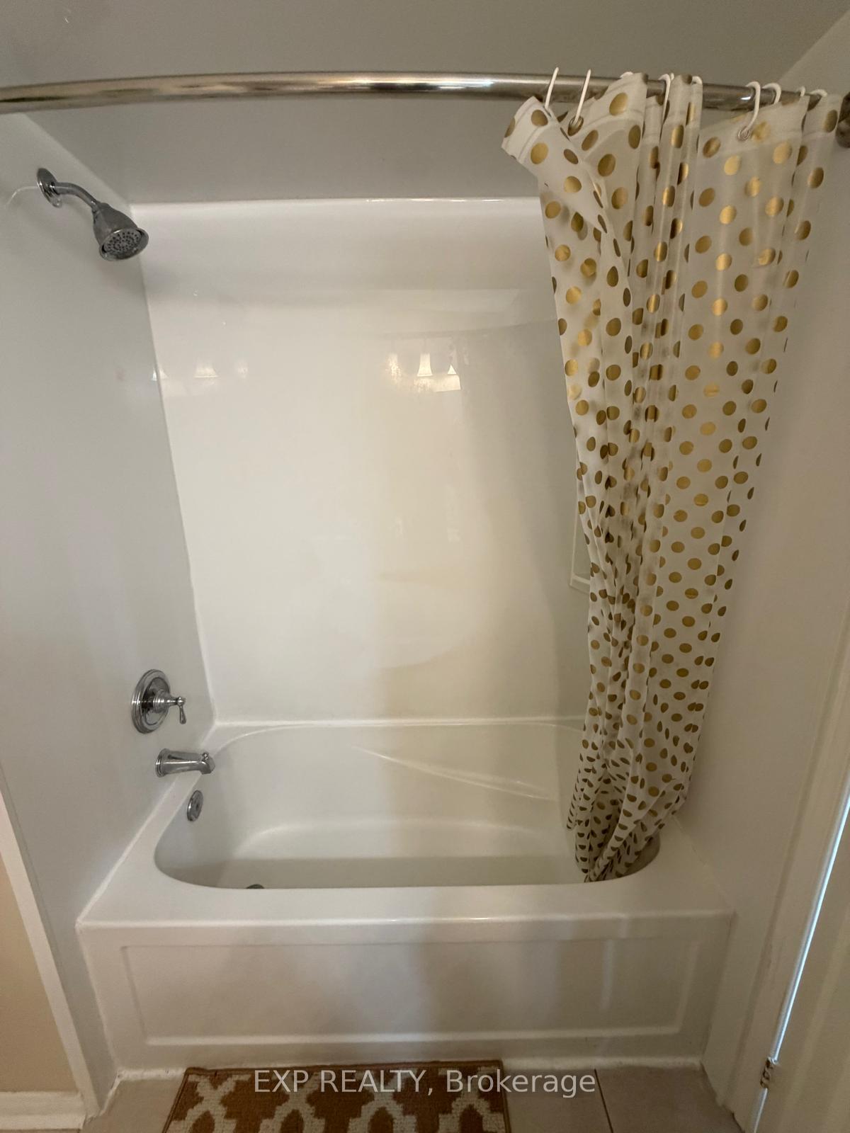 Photo 16 of Unit 32, 5110 Fairview Street, Burlington, Appleby — HOMEH