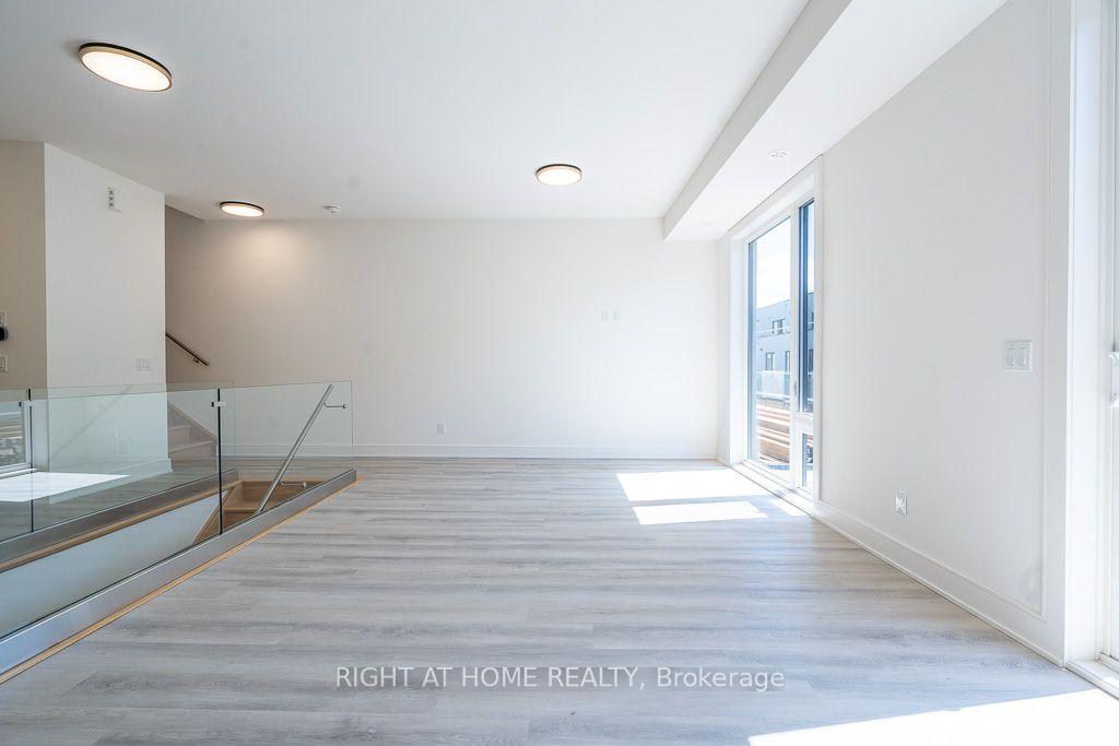 Photo 7 of 161 Everett Common, St. Catharines, Oakdale — HOMEH
