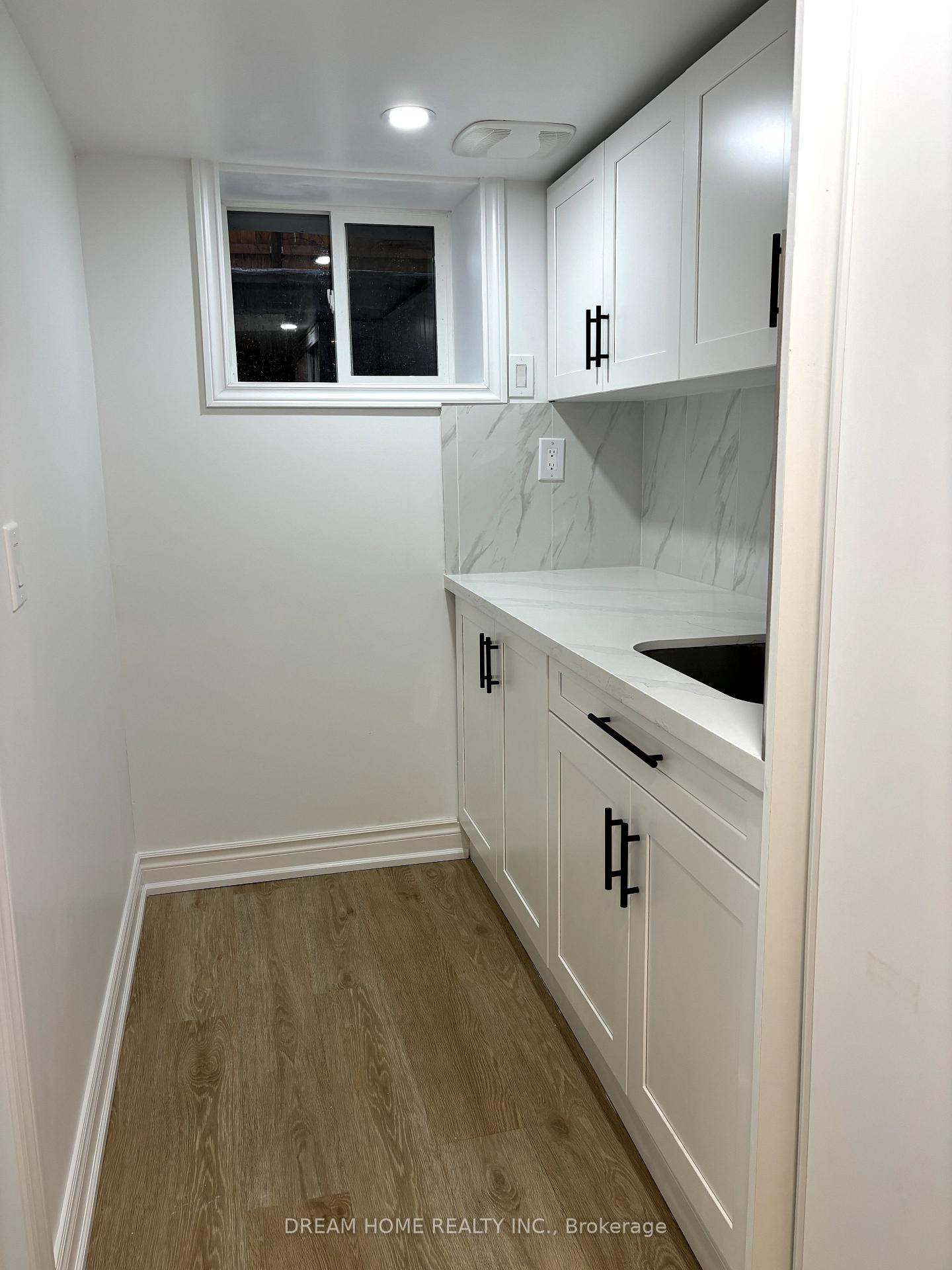 Photo 8 of Unit Bsmt B2, 337 Mutual Street W, Toronto, Cabbagetown-South St. James Town — HOMEH