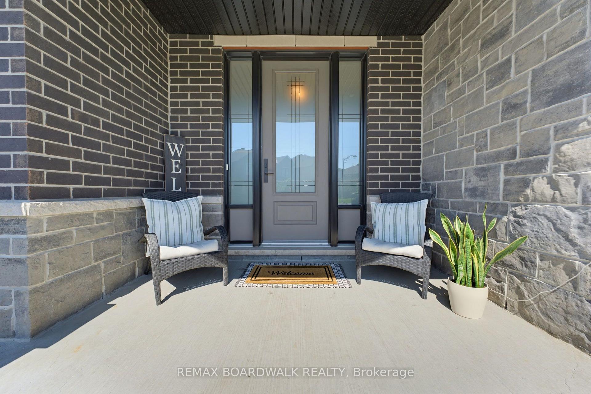 Photo 4 of 224 Skipper Drive, Ottawa, Mahogany Community — HOMEH