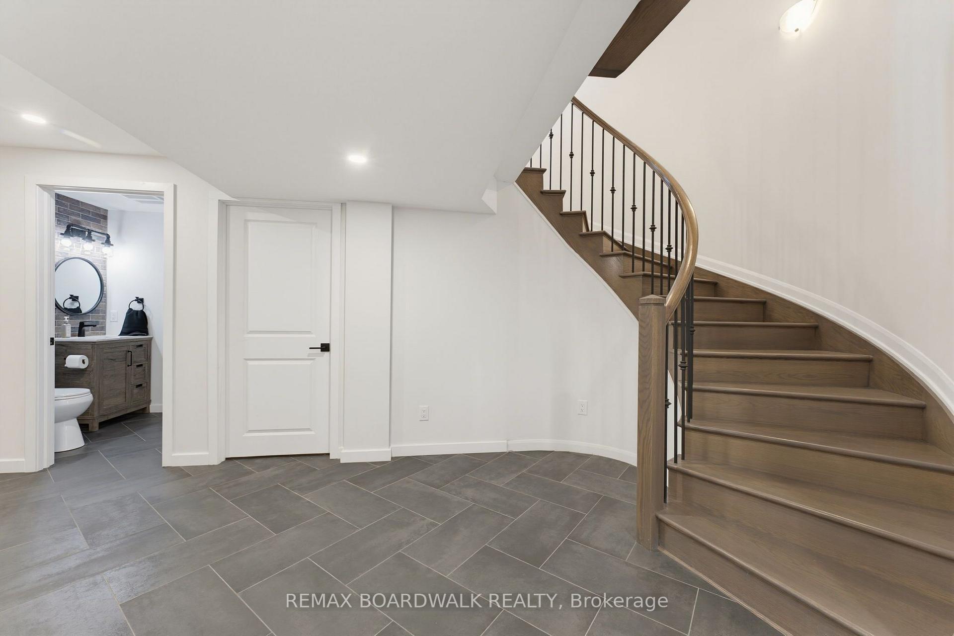 Photo 30 of 224 Skipper Drive, Ottawa, Mahogany Community — HOMEH