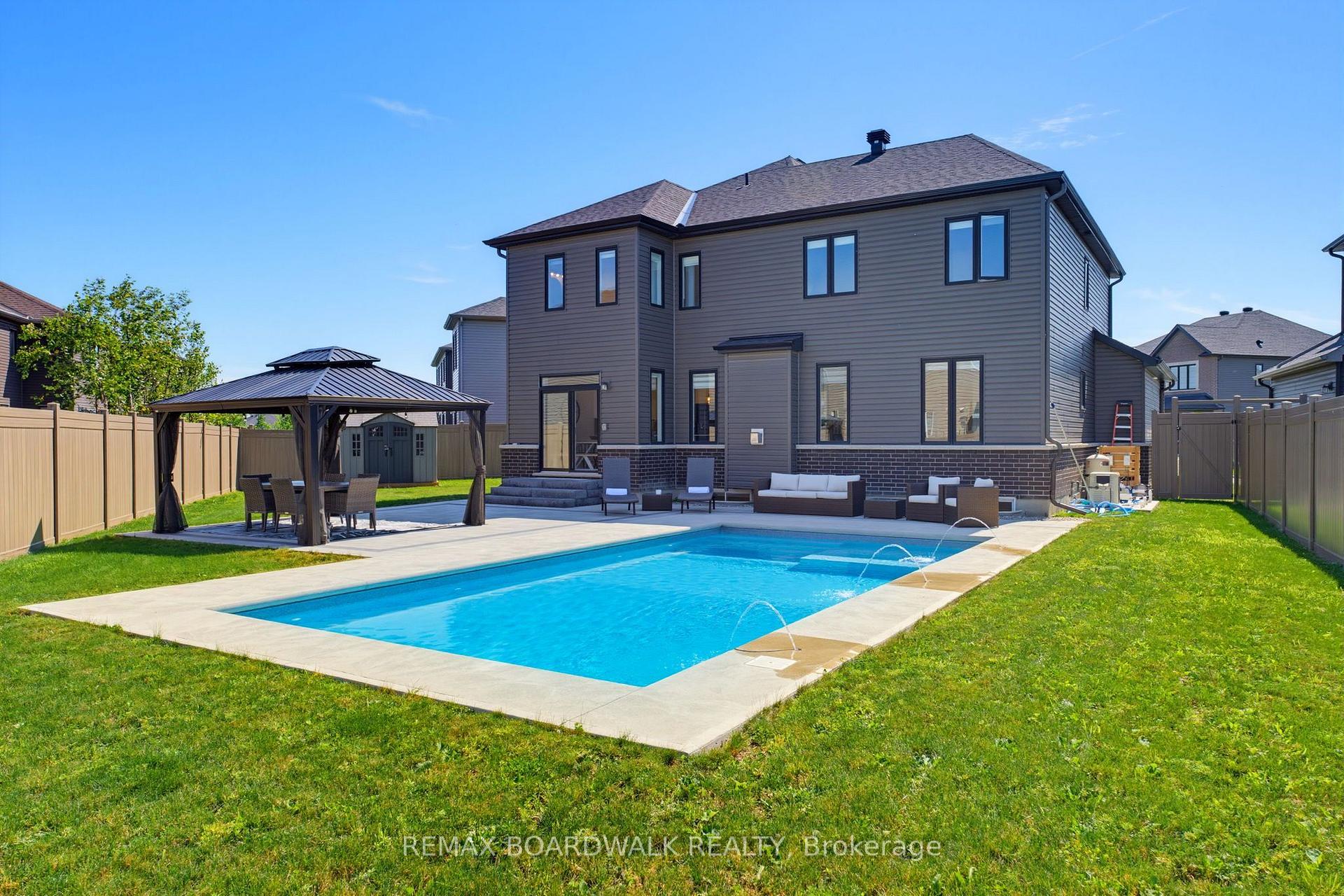 Photo 43 of 224 Skipper Drive, Ottawa, Mahogany Community — HOMEH