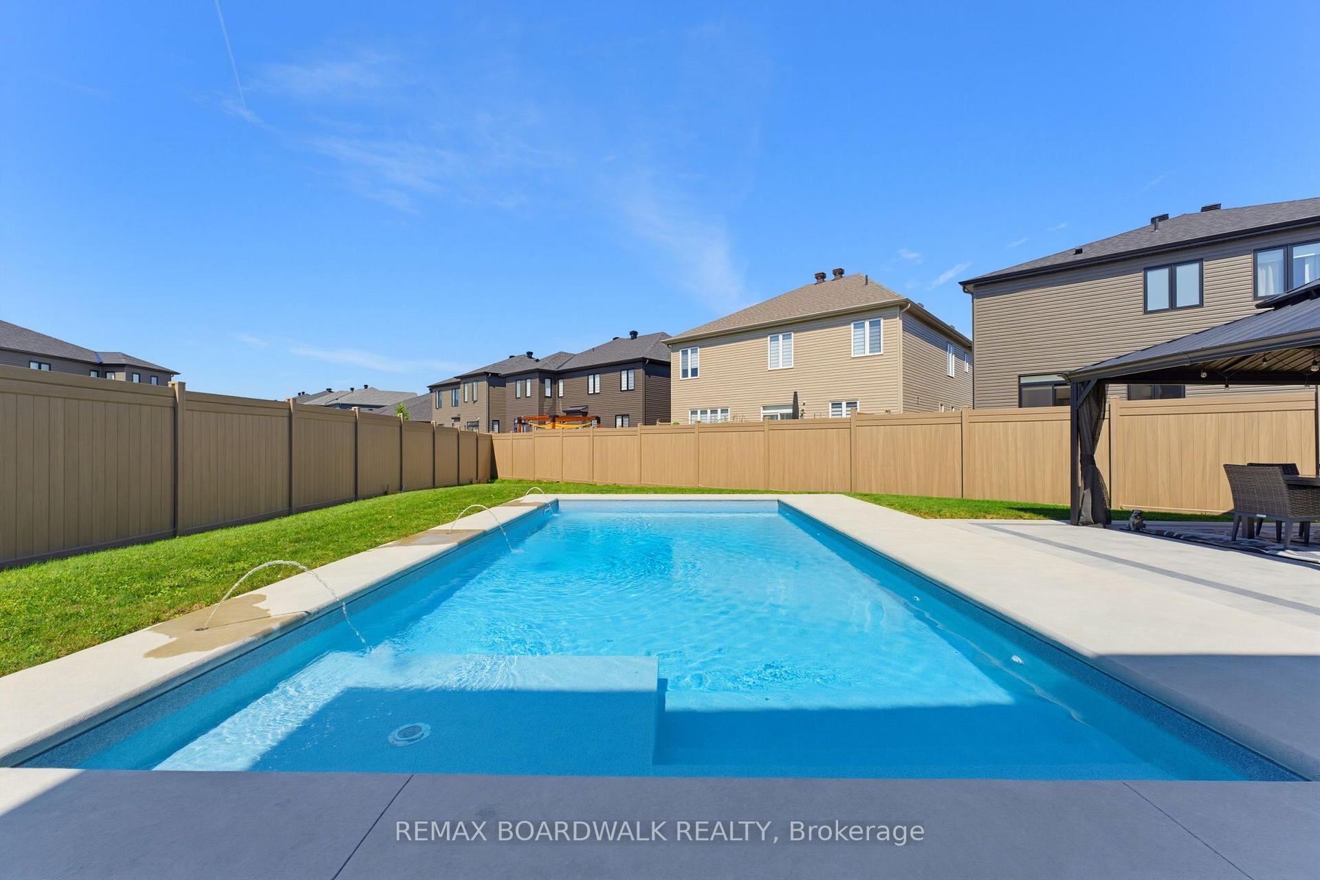 Photo 44 of 224 Skipper Drive, Ottawa, Mahogany Community — HOMEH
