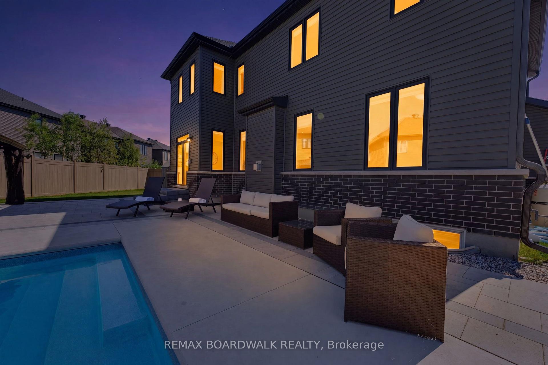 Photo 45 of 224 Skipper Drive, Ottawa, Mahogany Community — HOMEH