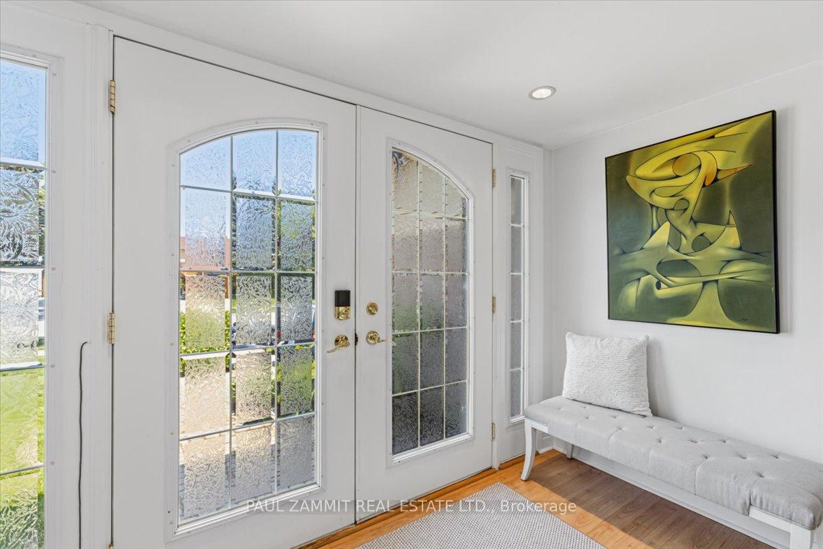 Photo 8 of 12 Kings College Road, Markham, Aileen-Willowbrook — HOMEH