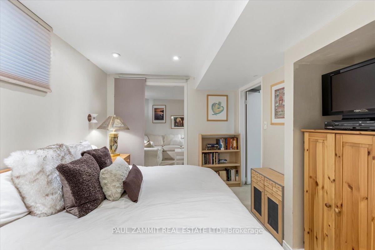 Photo 61 of 12 Kings College Road, Markham, Aileen-Willowbrook — HOMEH